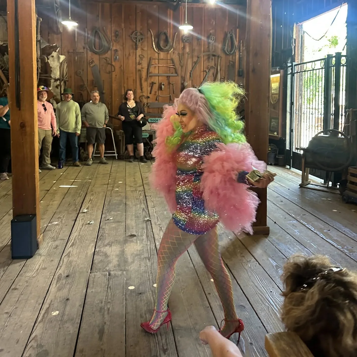 Before I jump into some exciting news and July highlights, I want to recap on one of the most fun gigs I've had in a while - hiking 1.5 miles at Borges Ranch (in sneakers I'm not that crazy 🤣) and then performing a number right after for Walnut Cree