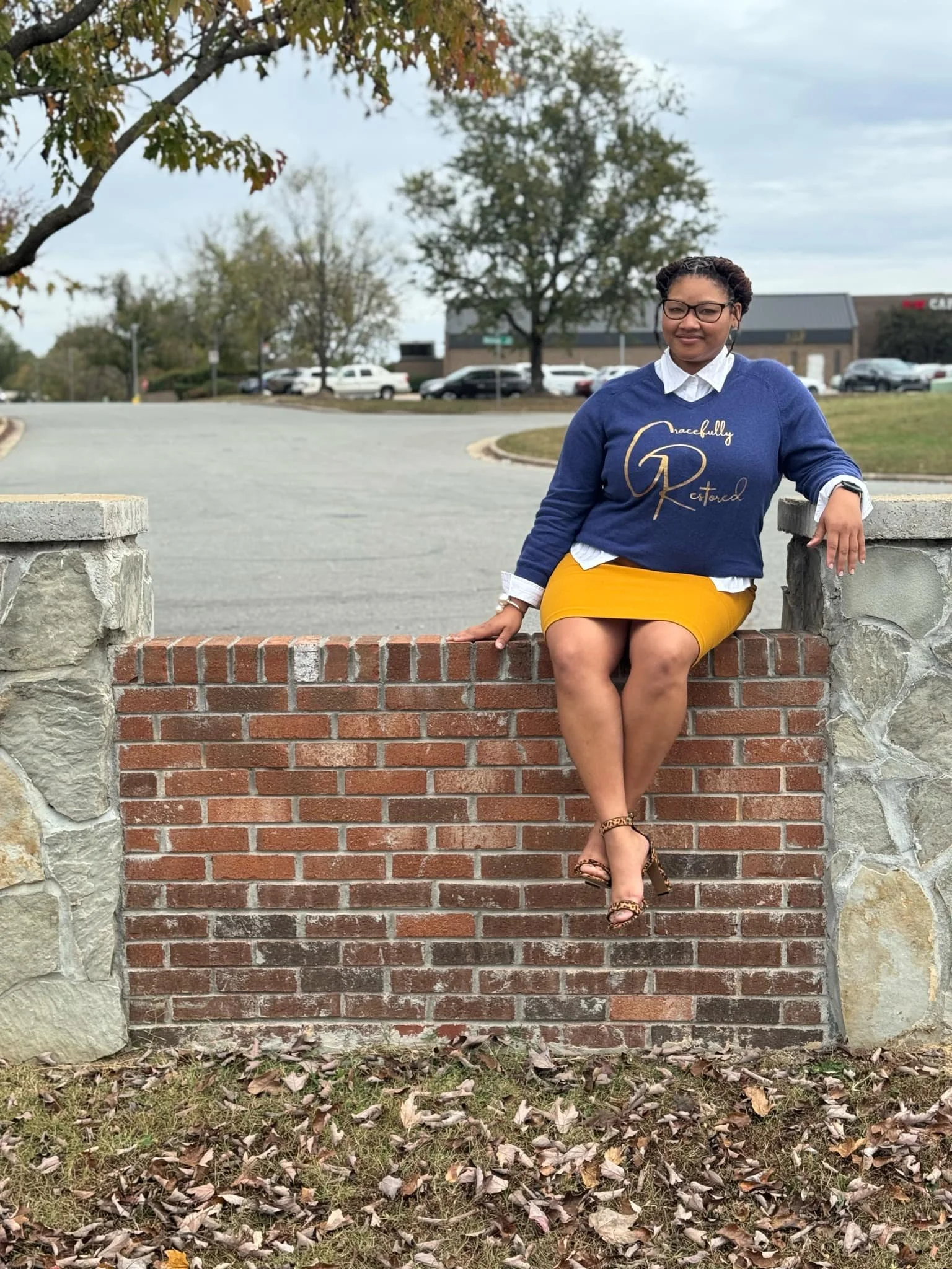 Gracefully Restored Sweatshirt (Navy)