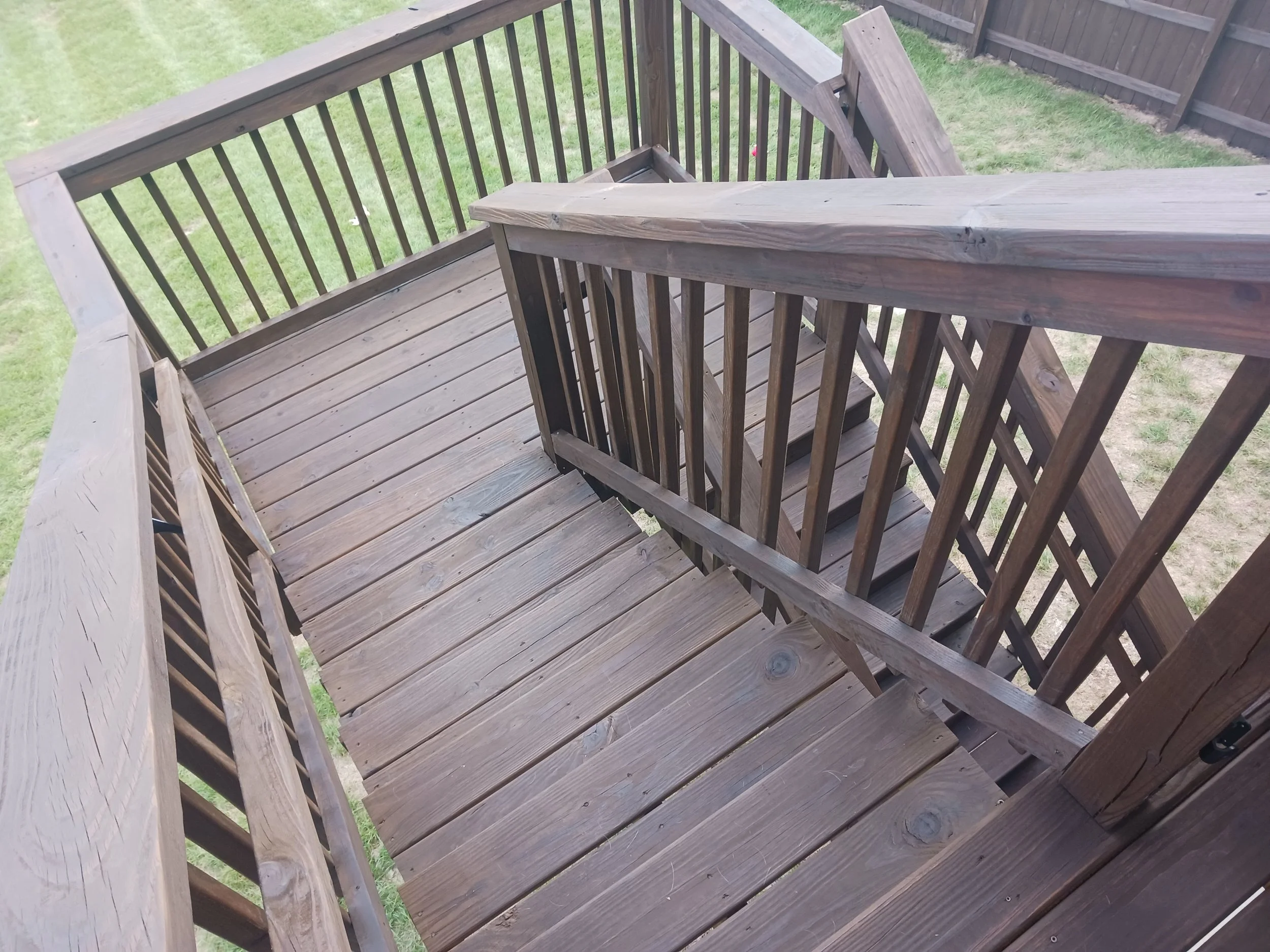 Deck staining with Sandstone by Cabot®, Richmond KY 2024