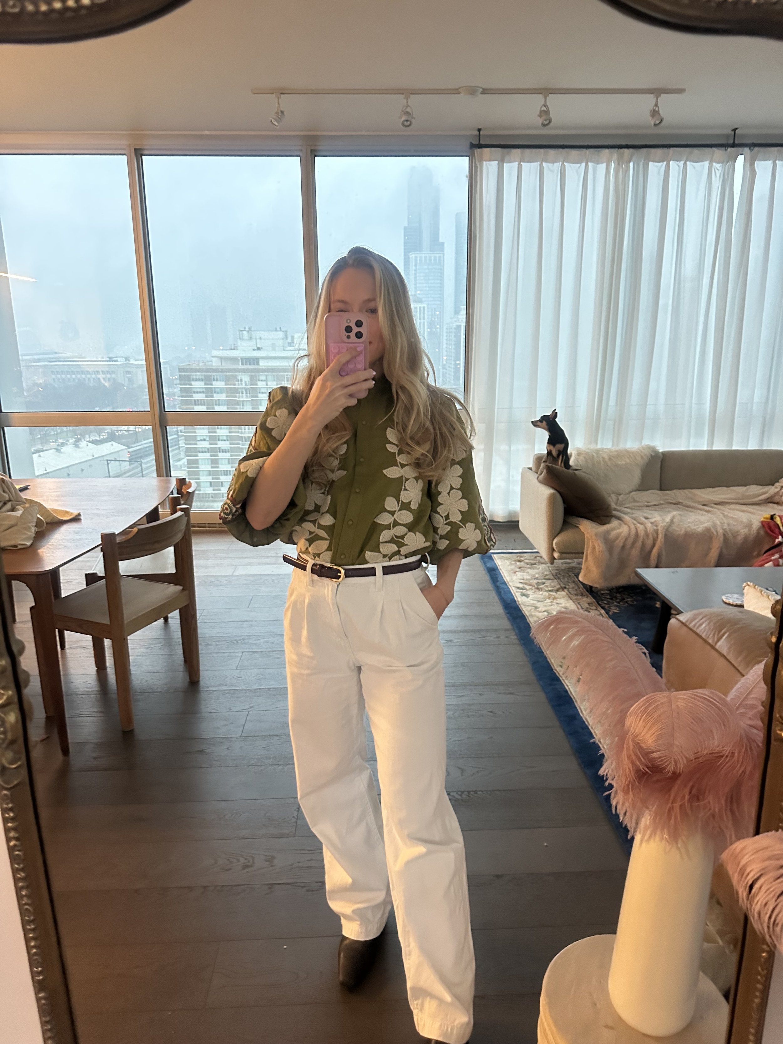 Outfit Details:
Sezane top ,
Mango belt , Madewell pants (old)