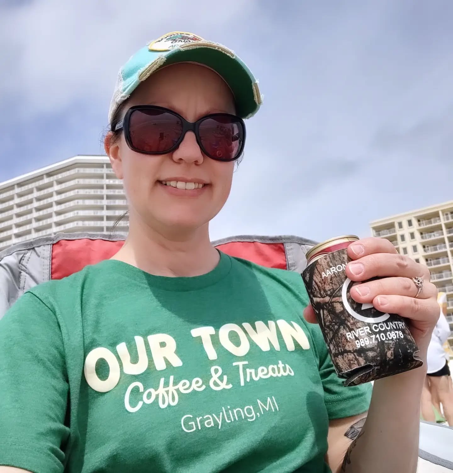 Our Town, spring break edition. We love to see it! Bring back some sun, @kristy.kemp 😎