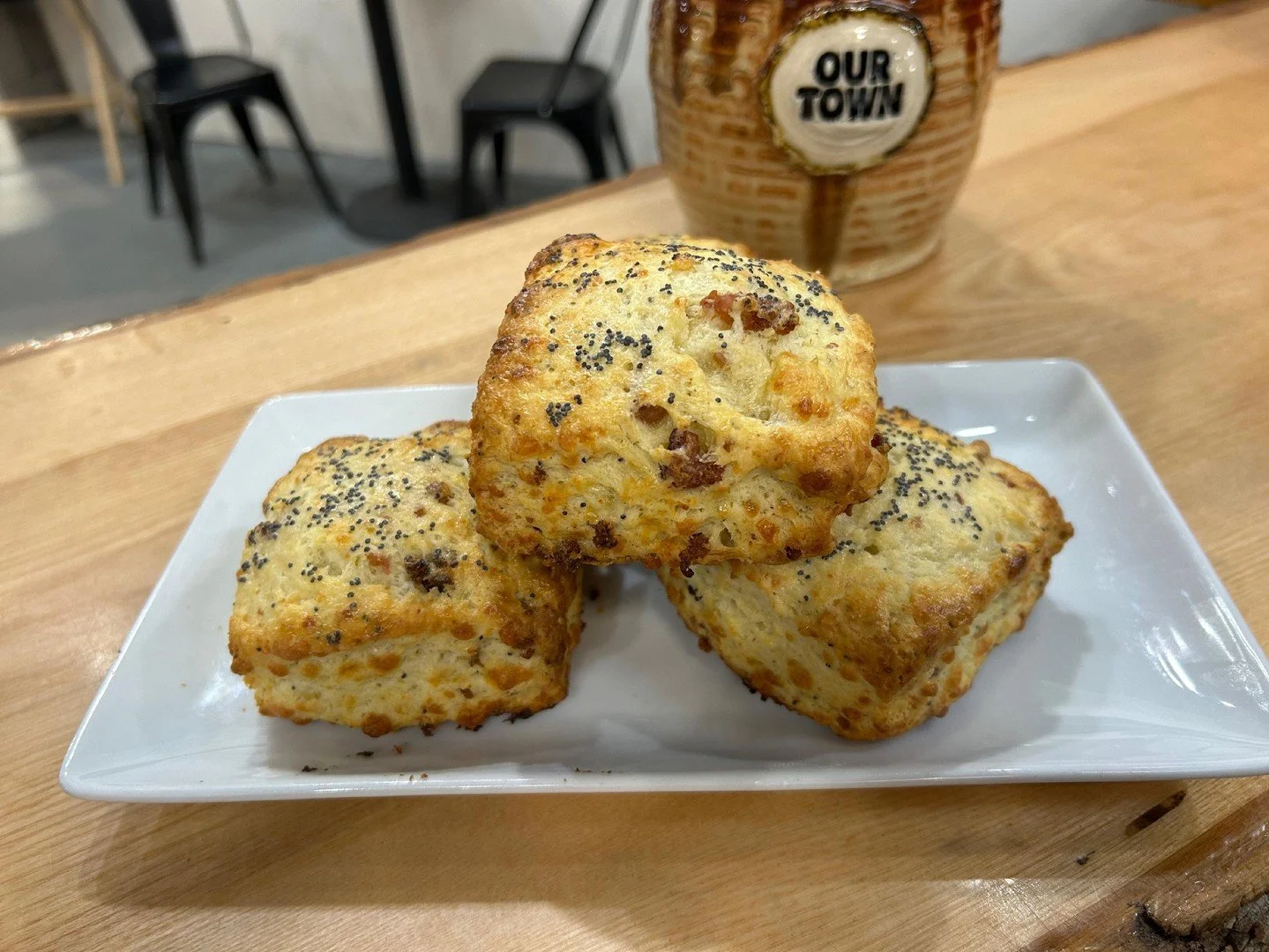 Start your day right with our irresistible Bacon Cheddar scones, perfectly seasoned with everything bagel spices. Freshly baked and waiting in the case today