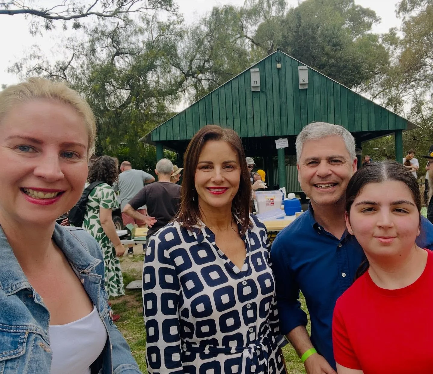 Kensington Residents Association's Pizza in the Park