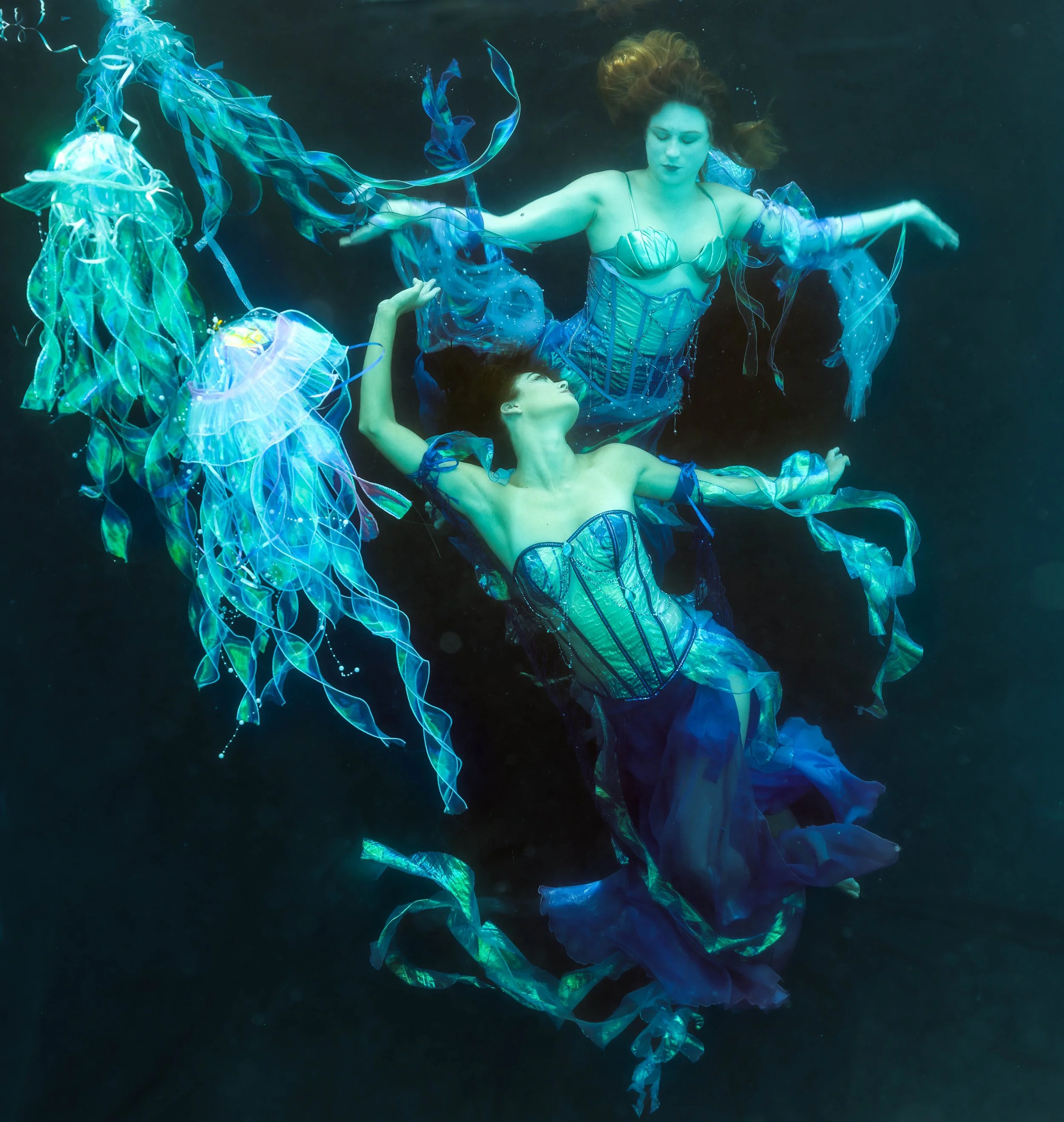 Photo of Astrid Kallsen & Fellicia with Fins