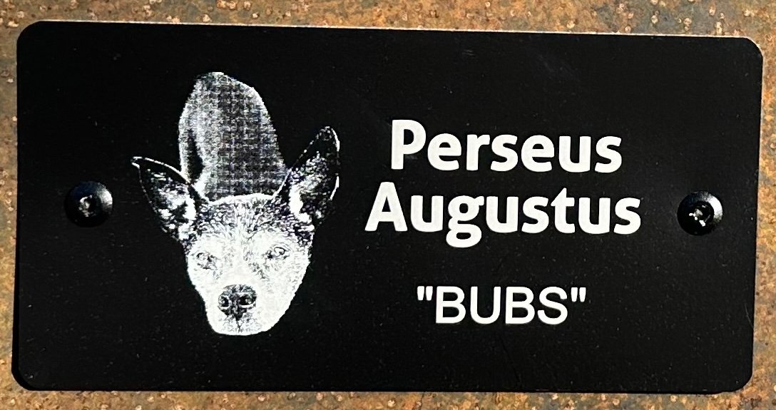 Memorial Garden - Two lines + Image