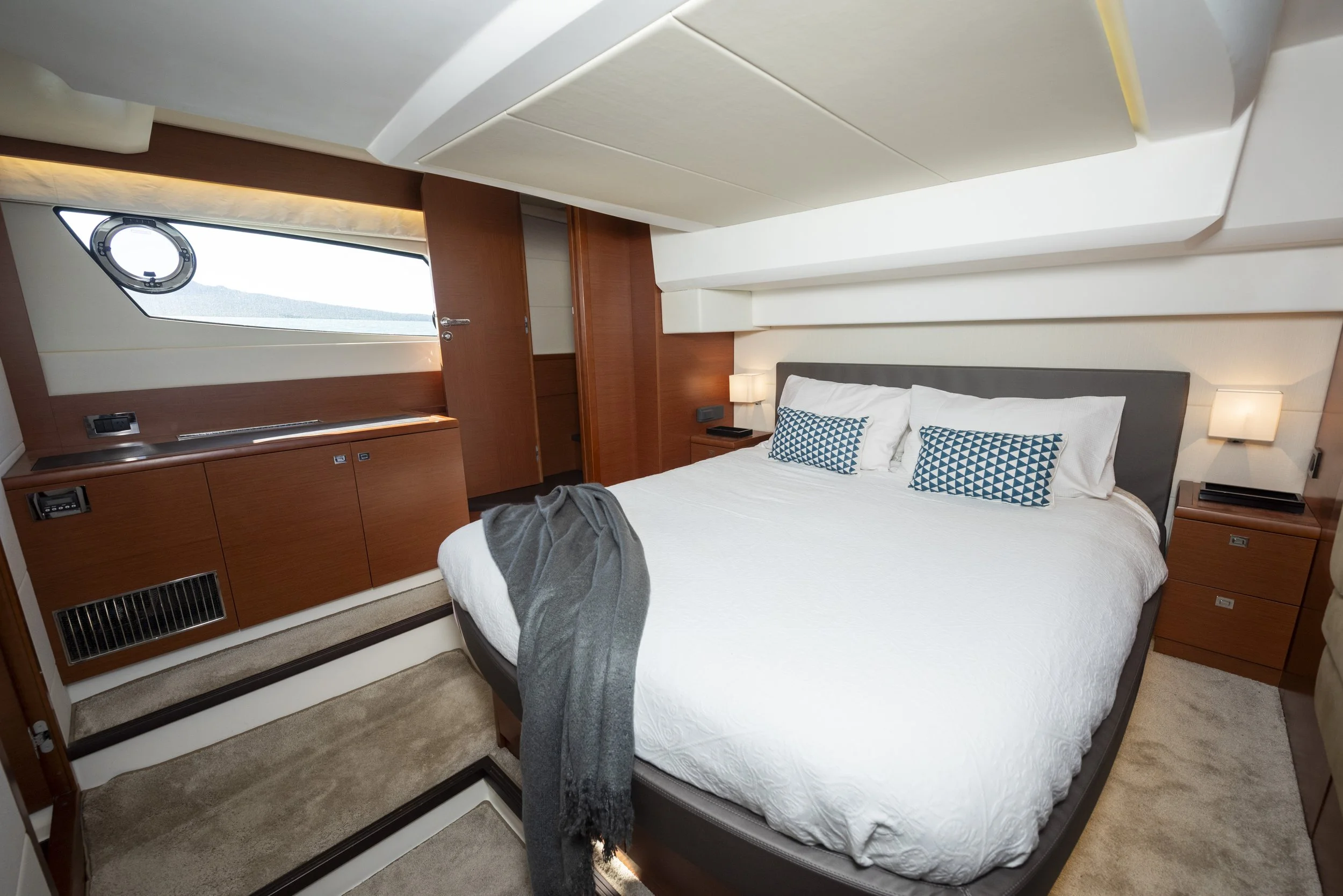 Prestige 500 Kauri Bay - 11.jpg