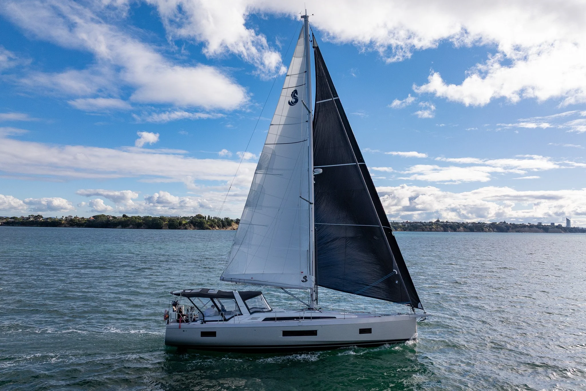 Oceanis 51.1-12.jpg