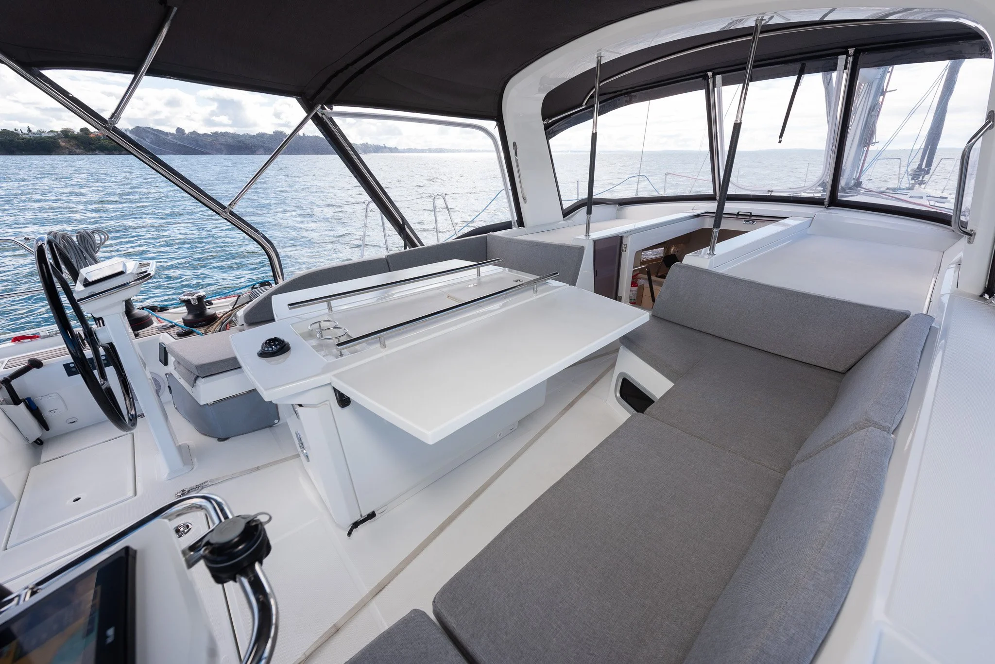 Oceanis 51.1-27.jpg