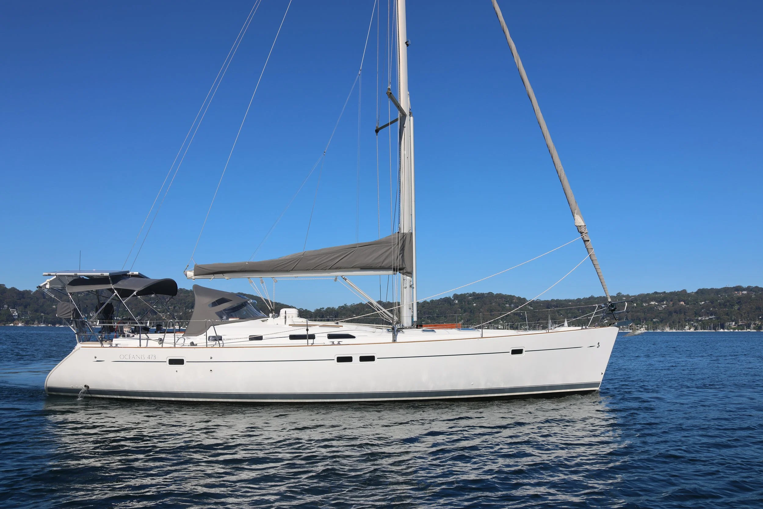 Beneteau Oceanis 473- Under Contract