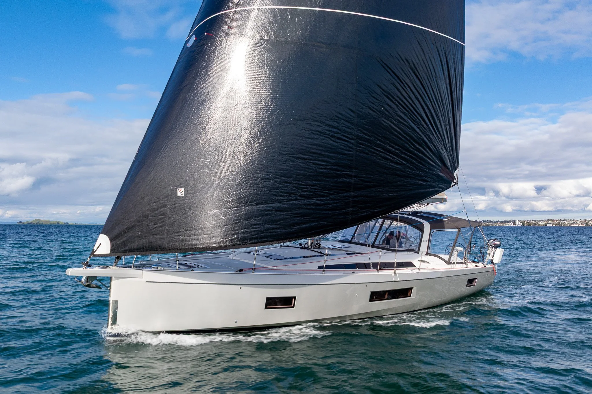 Oceanis 51.1-14.jpg