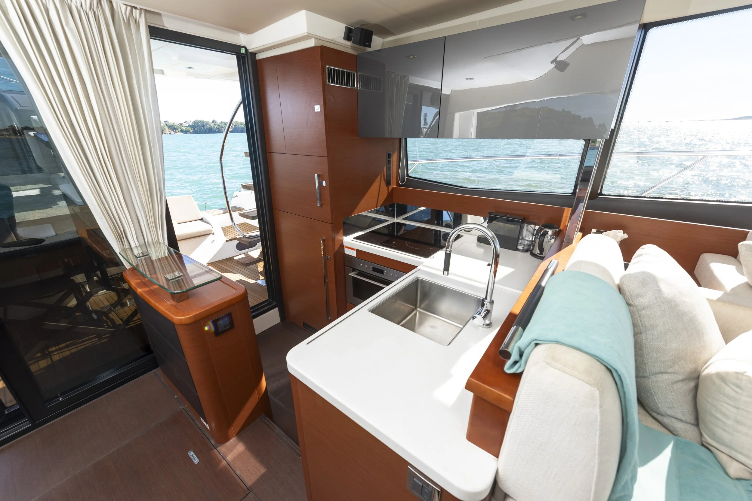 Prestige 500 Kauri Bay - 12.jpg