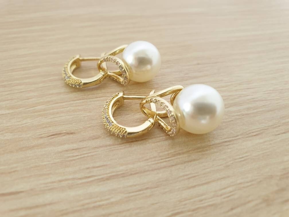 https://i.etsystatic.com/34764417/r/il/968653/3846684183/il_fullxfull.3846684183_qgyo.jpg