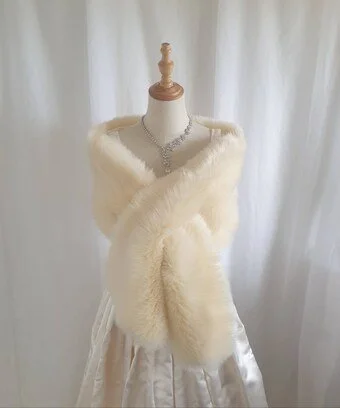cream fur.jpg