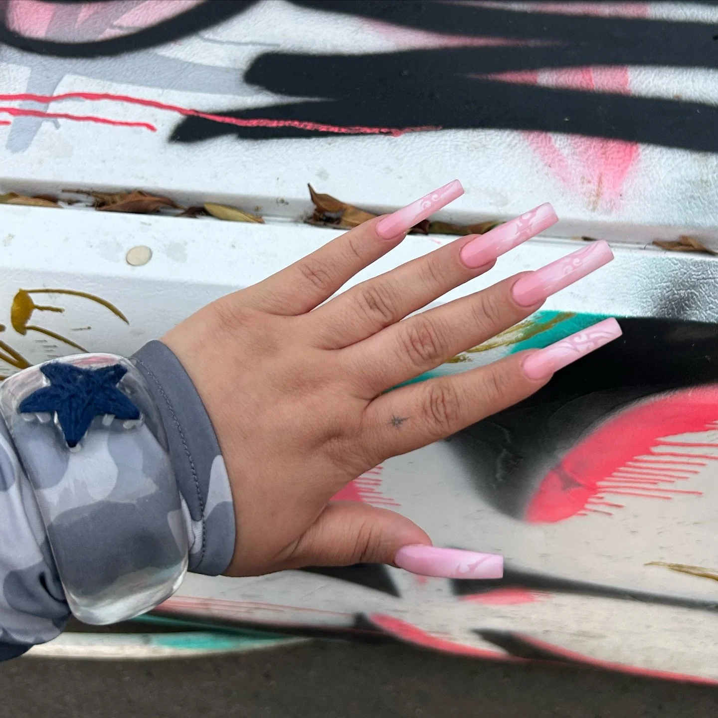 ᕦʕ &deg; o &deg; ʔᕤ