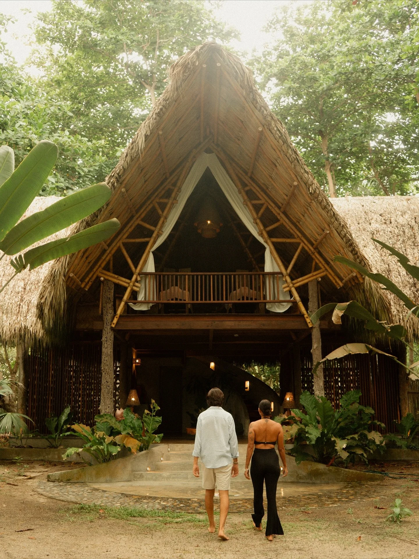 Here, peace rises when you surrender to the present moment,
and the mind softens into calm, like waves dissolving on the shore.

In Gitana del Mar, we believe that love is the invisible thread
that connects all beings &mdash; the essence that sustain