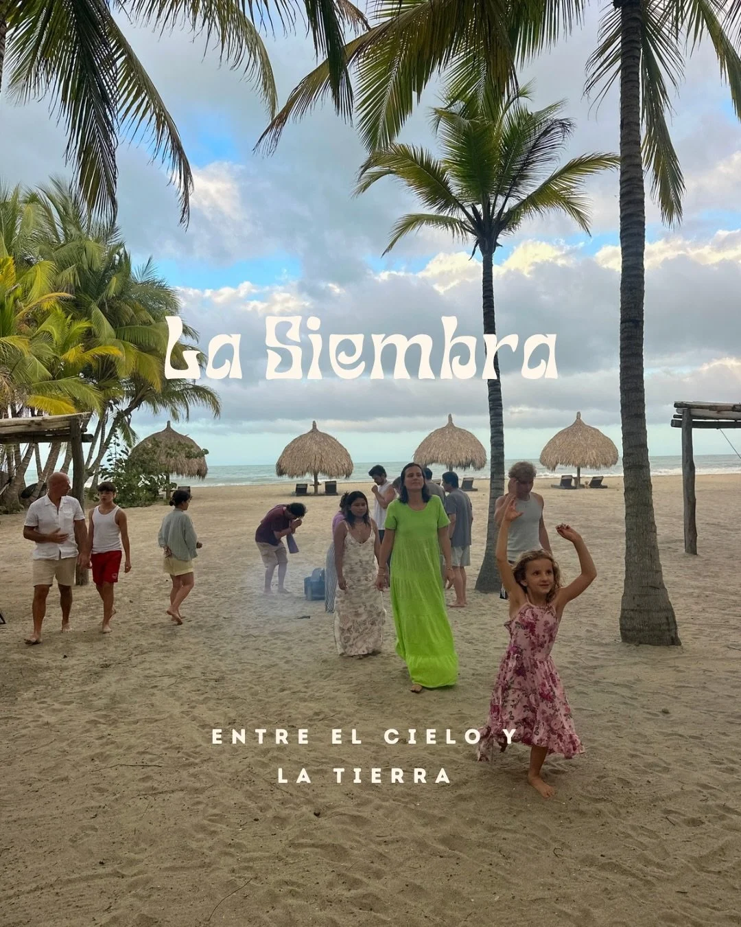 Ayer le dimos la bienvenida al Solsticio ☀️ con este ritual de siembra ~ abrimos nuestros corazones y nos entregamos a este viaje sonoro entre las frecuencias sanadoras de los cuencos tibetanos y los sonidos &uacute;nicos de instrumentos ancestrales 