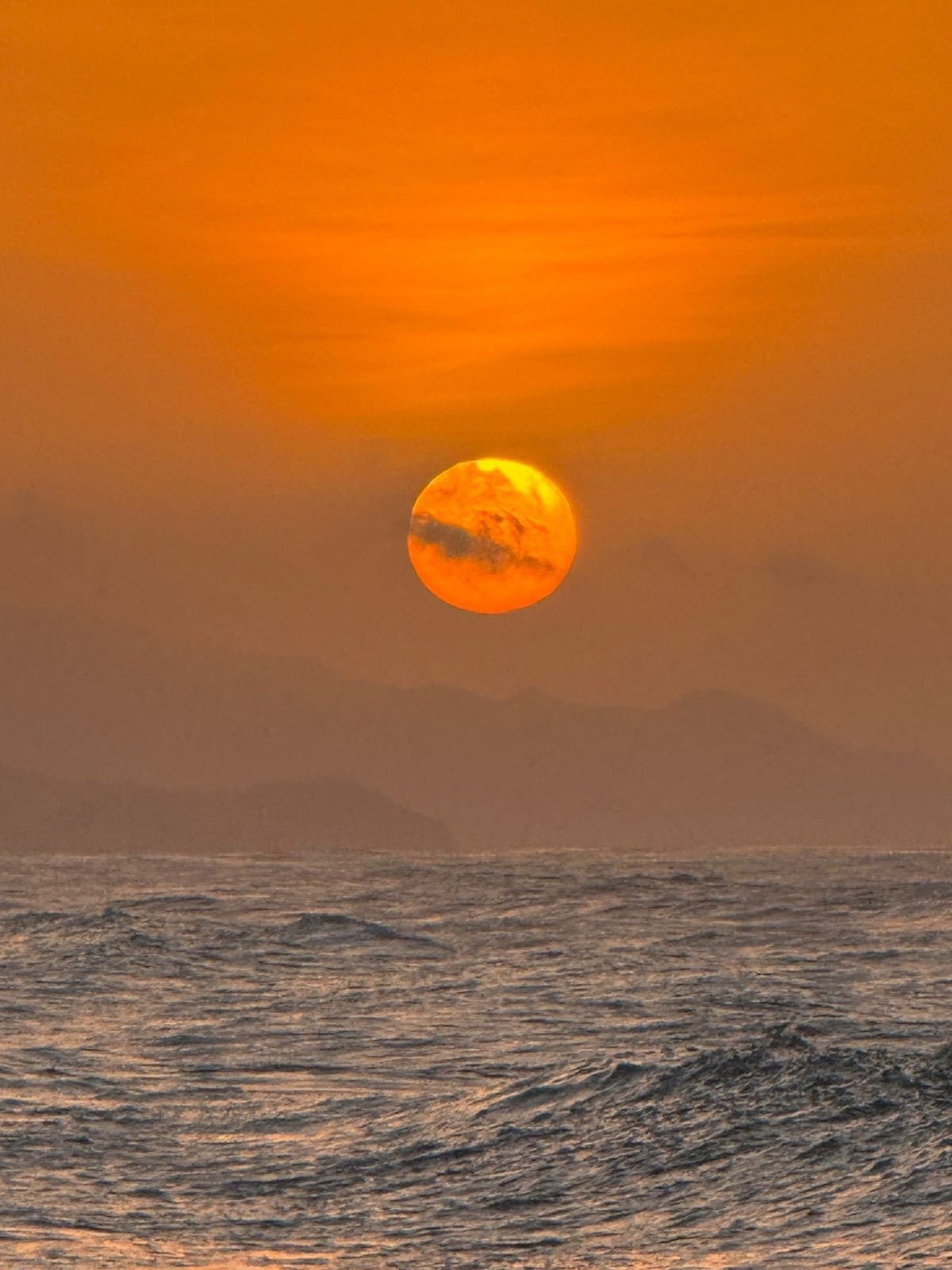 Welcome, June ✨🌀☀️

A month to open our hearts to unconditional love &amp; to receive the abundance of the Universe.

We are deeply grateful to be embraced by the silver glow of this Full Moon in Sagittarius, bringing us the opportunity to gain clar