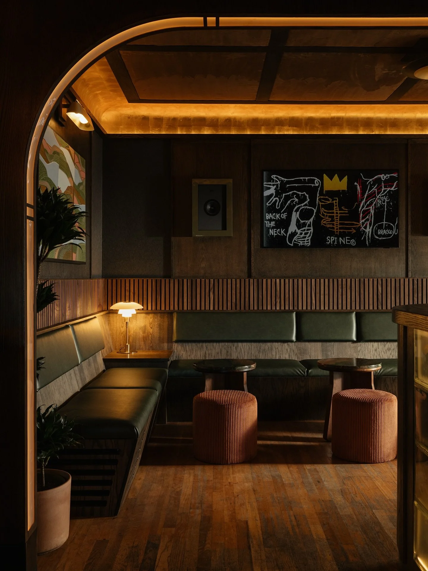 The back bar is open 🍷 @myboytonybar