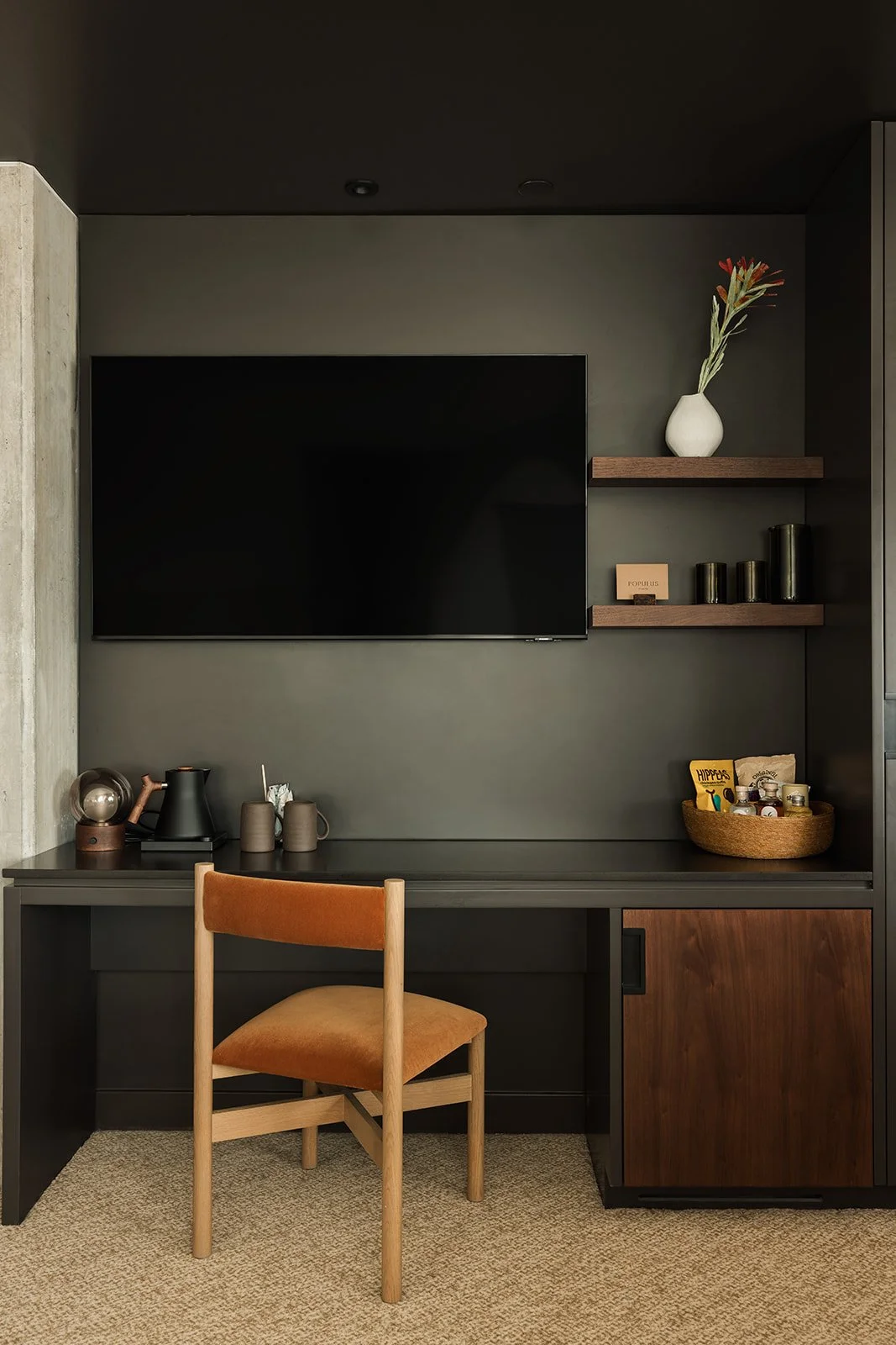 Populus-Poplar Two Queen-005.jpg