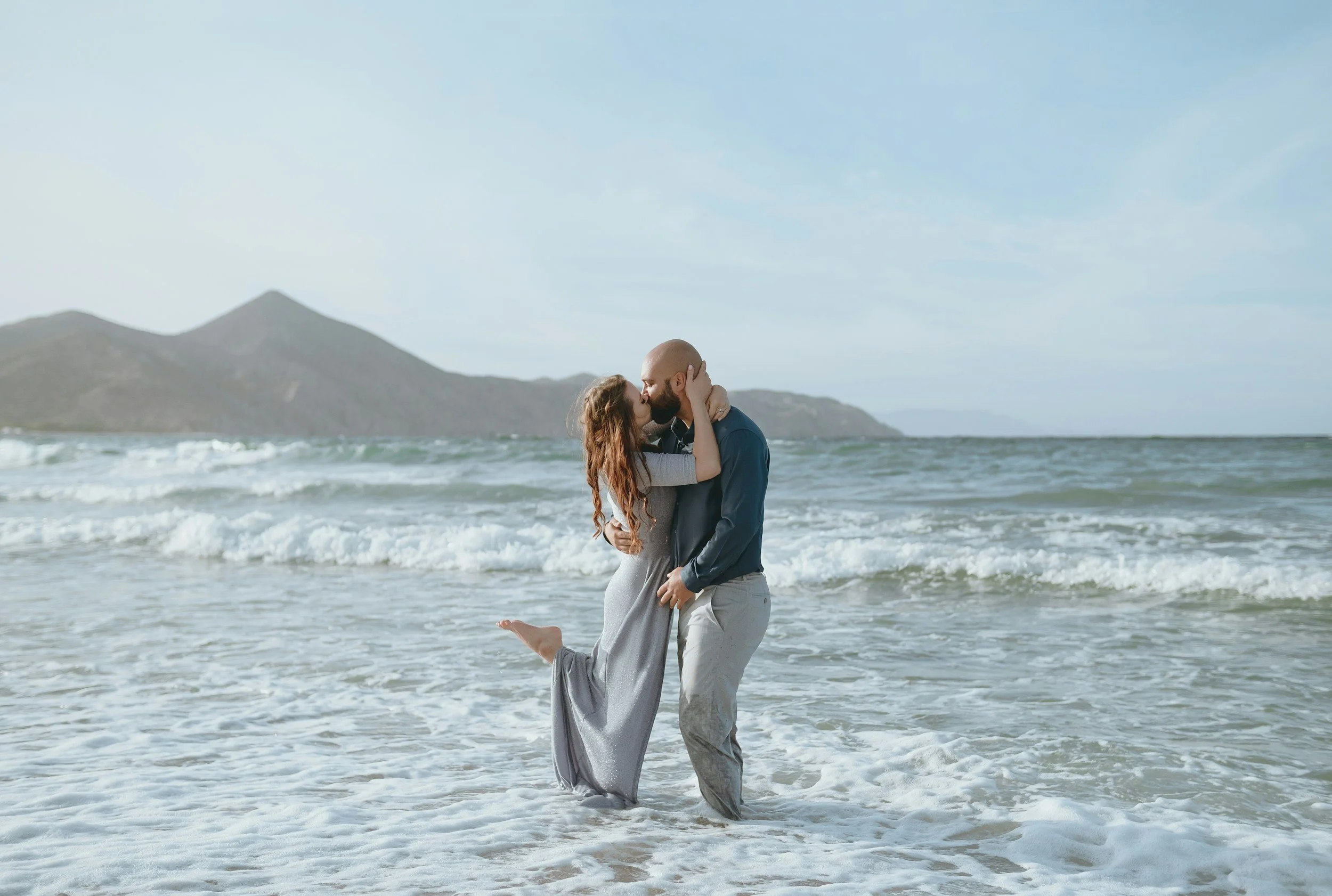 Proposal Photography vs Engagement Photography: What's the Difference?