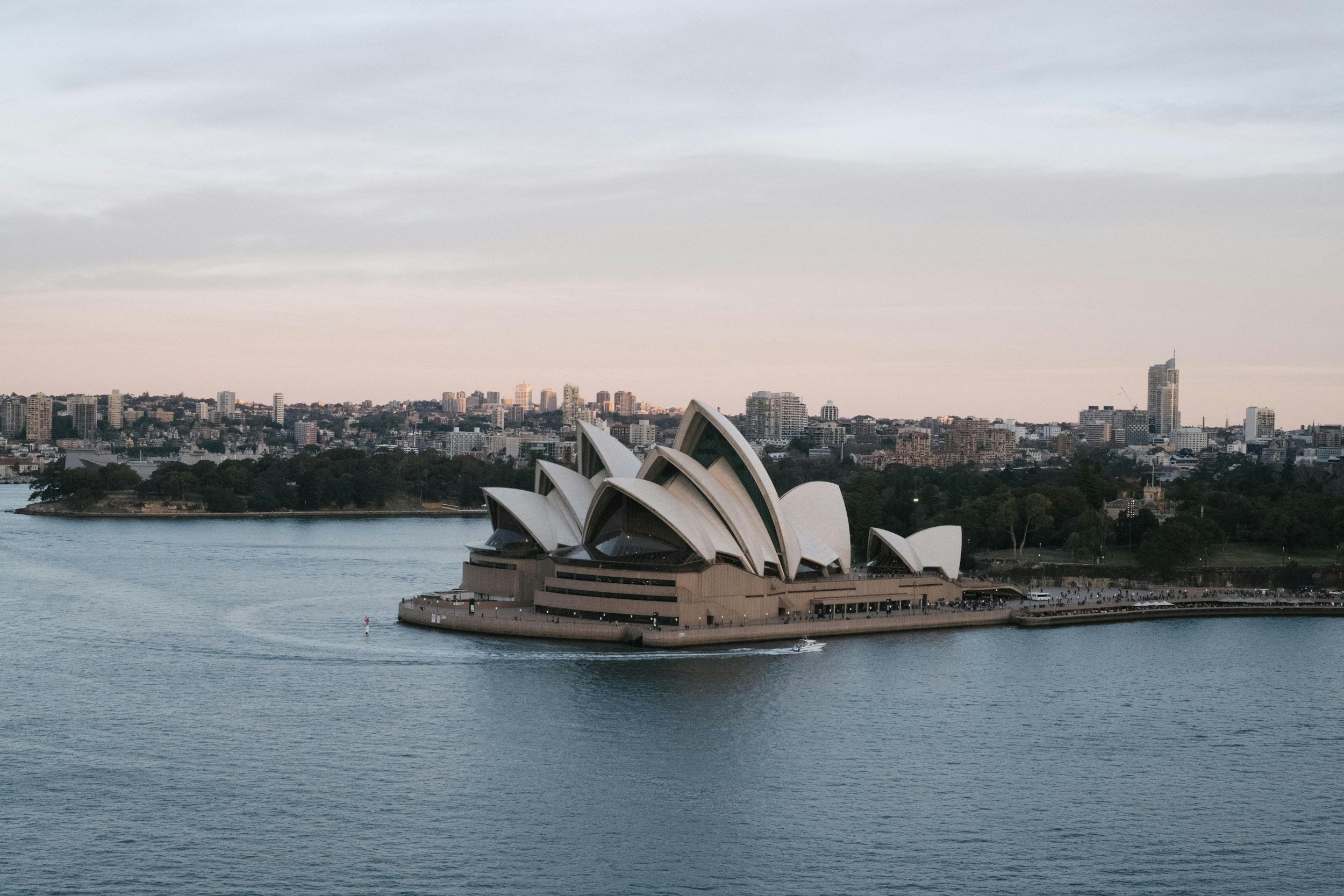 Sydney CBD &amp; Harbour Wedding Photographer