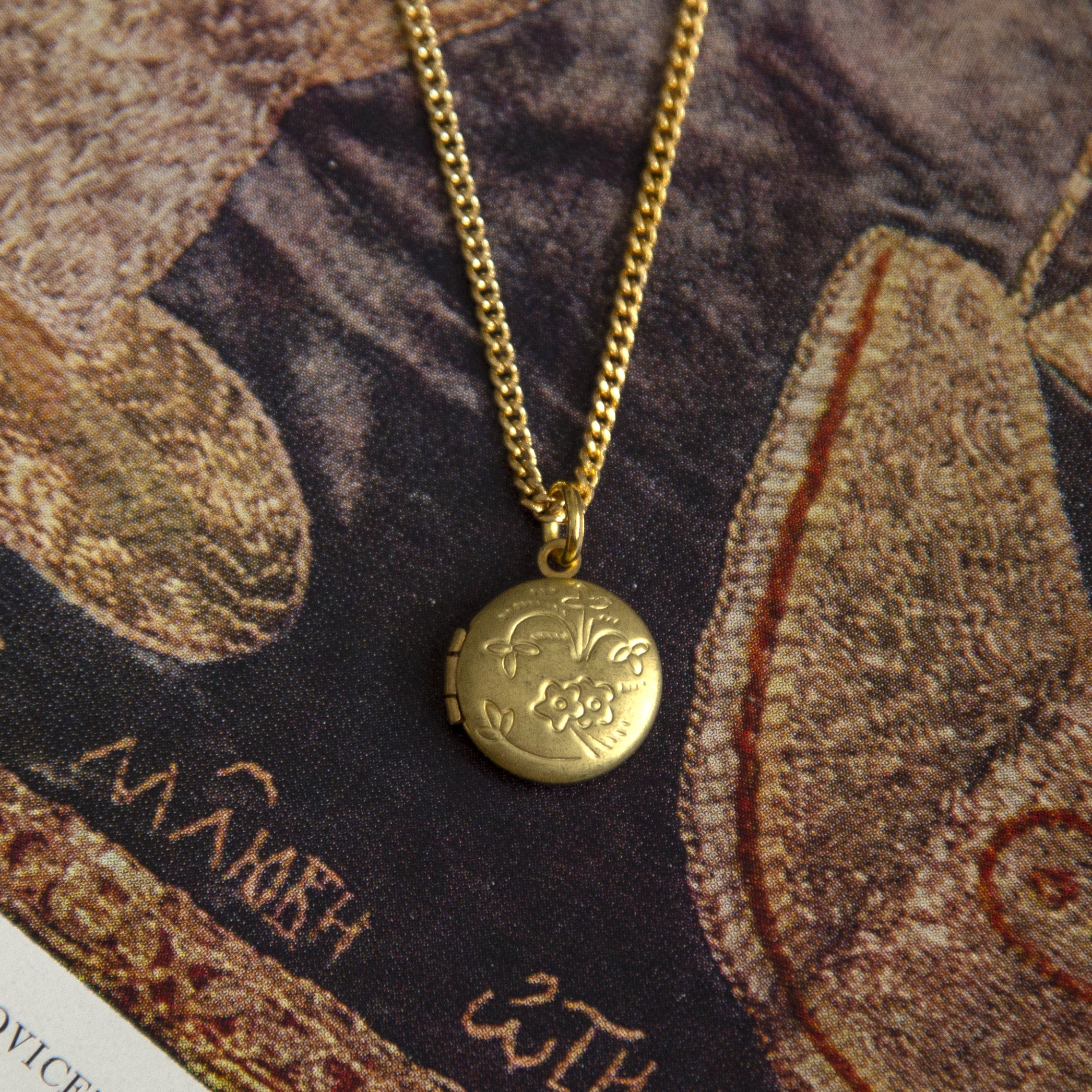Mini Round Locket Necklace Floral 2.jpg