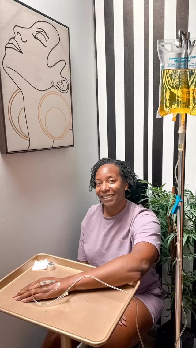 ✨ Client refresh courtesy of our Revitalize & Recharge IV drip ✨
Hydrated. Energized. Rejuvenated. 💧💪🏽 Ready to take on the week!
⠀
📍In-home service? We got you— through our Ajara Luxe Concierge Services. DM me to book your IV therapy w