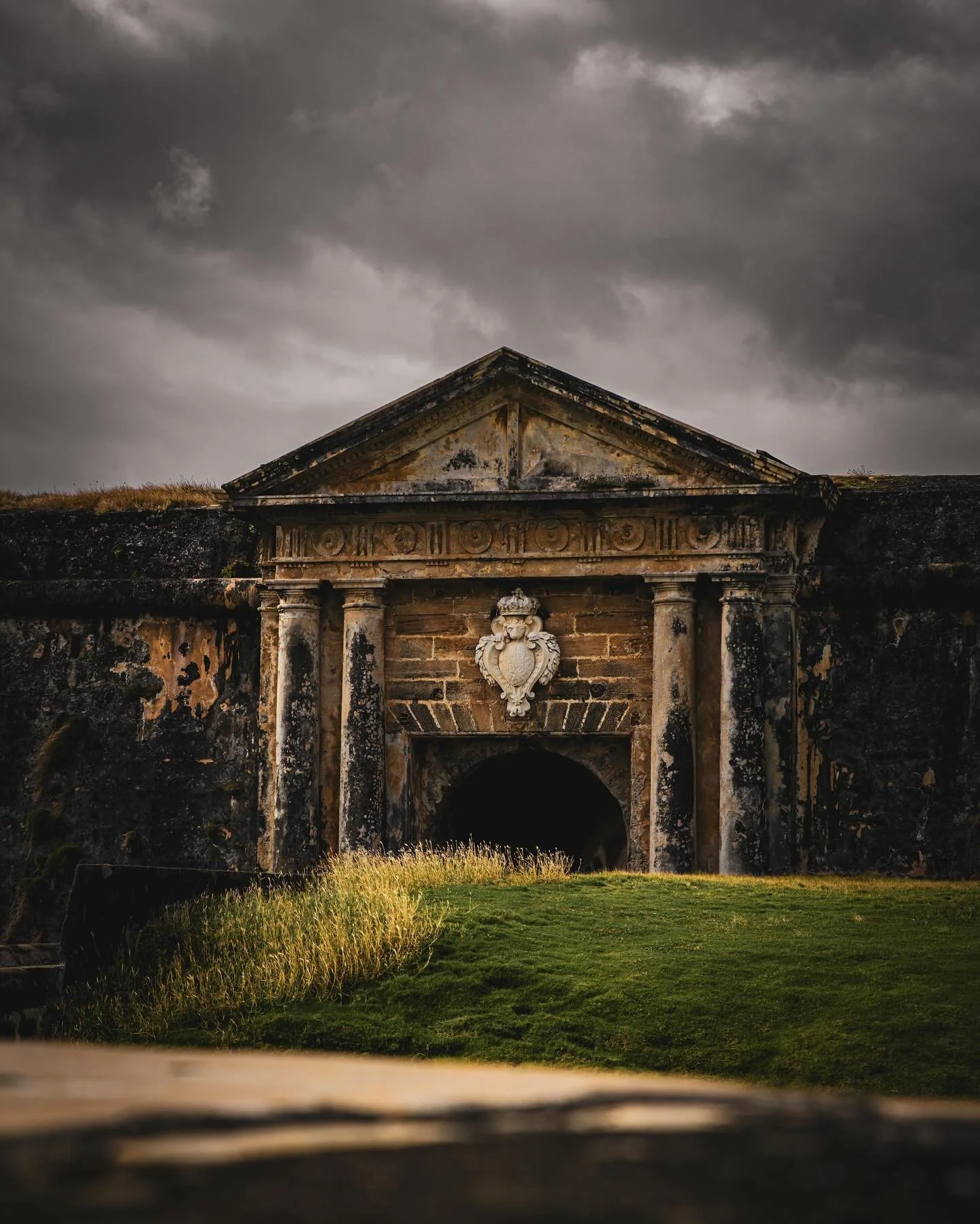 1.21.25

Stepping back in time at the entrance of Castillo San Felipe del Morro where history meets the ocean breeze.  #OldSanJuan #ElMorro 

📷 Canon R6