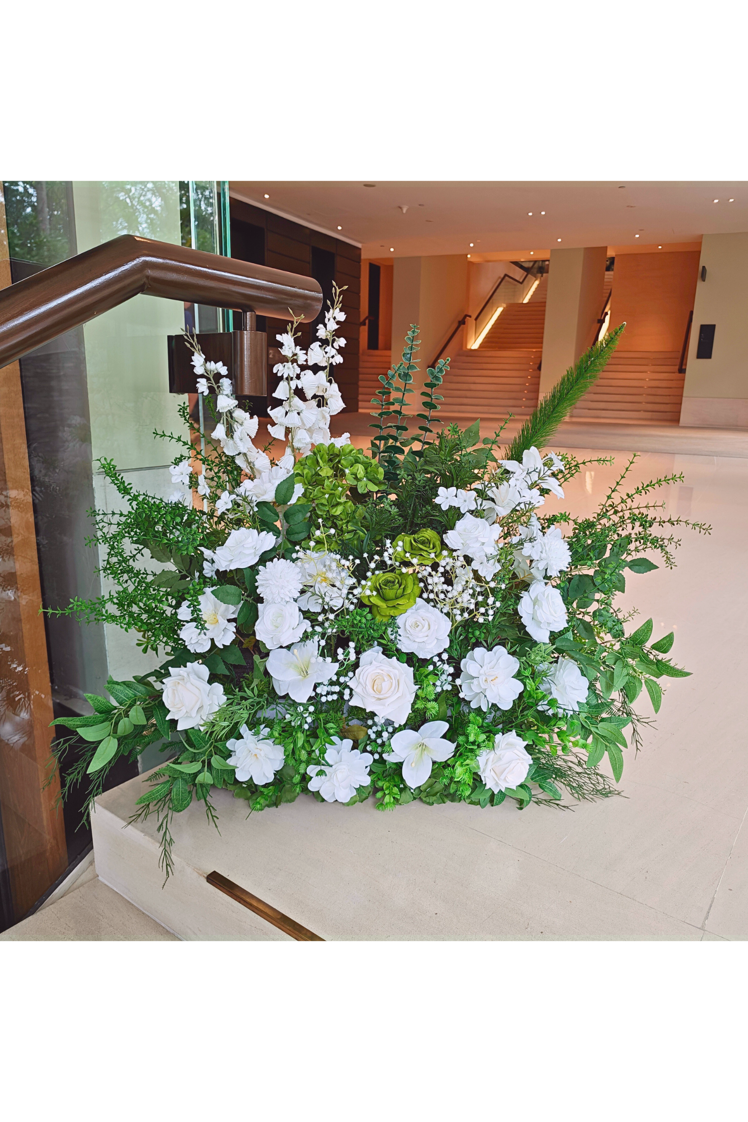 Aisle Flowers (Bespoke Customization) H007