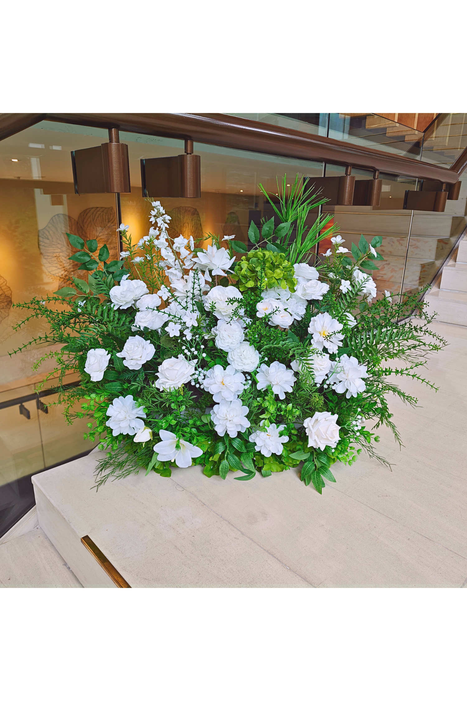 Aisle Flowers (Bespoke Customization) H009