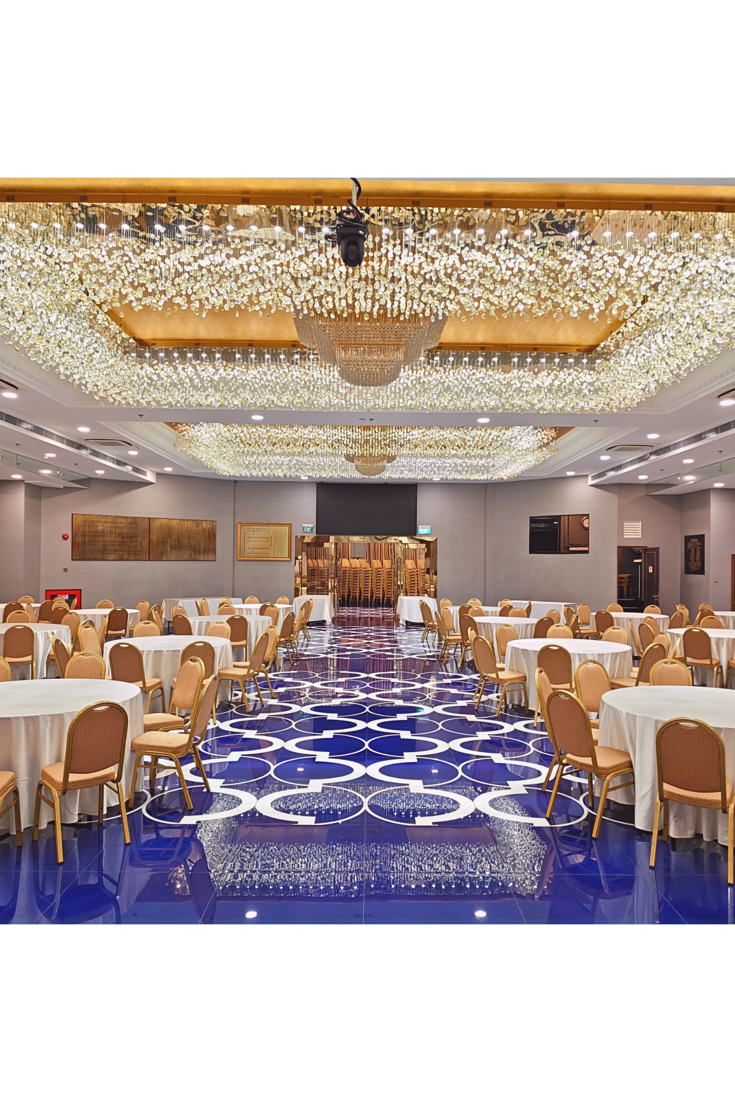 5ft Round Table Cloth (Ivory) Rental