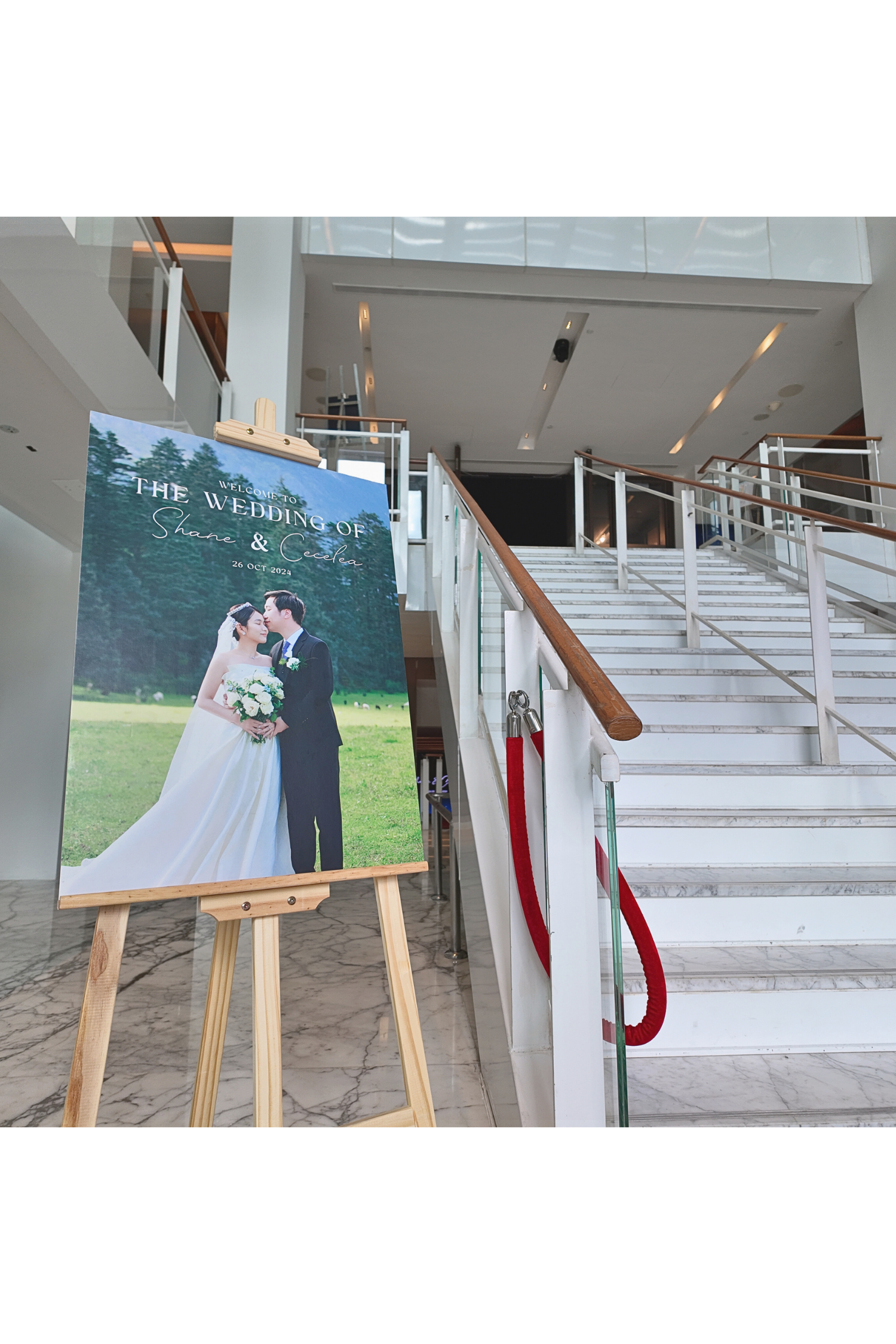 Simple Foamboard with Easel Stand