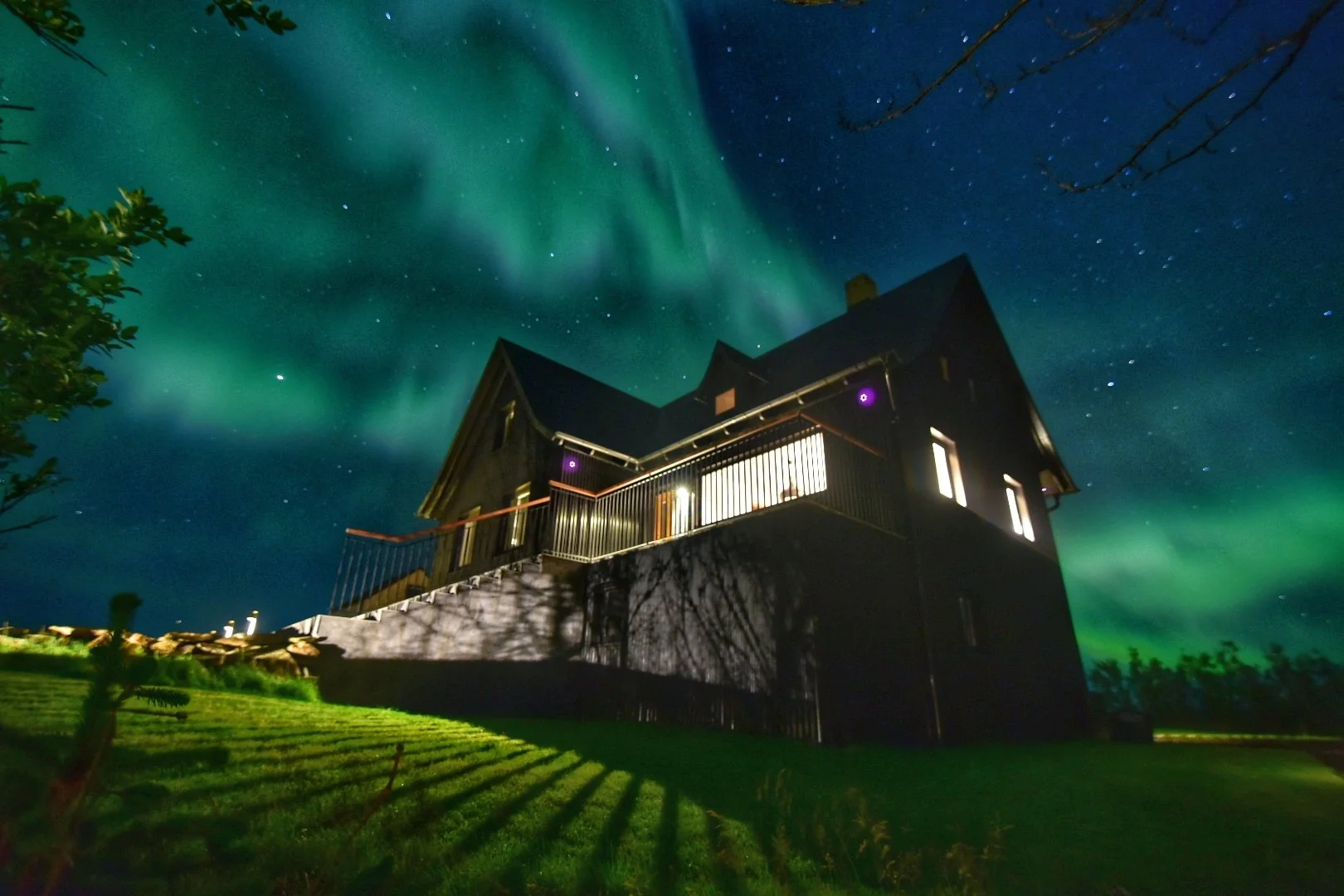 Lodge NorthernLights Luxury Iceland Adventure Private Tour