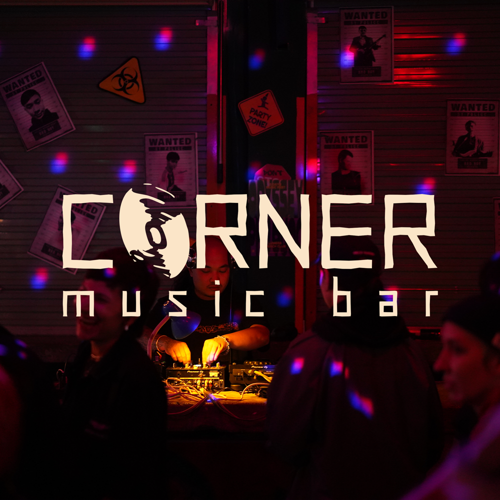 CORNER MUSIC BAR