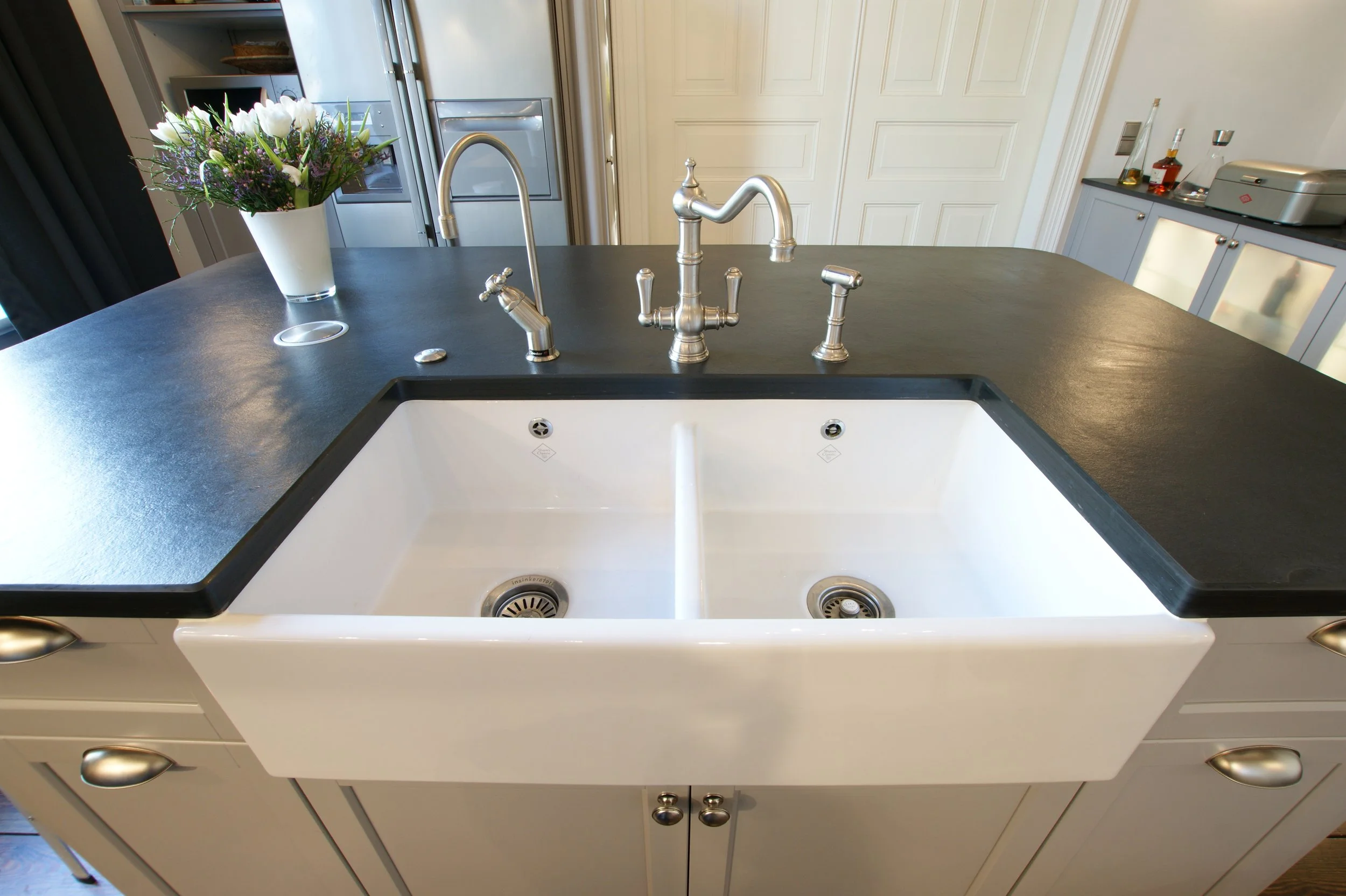 Shaws Classic Shaker Double 900
