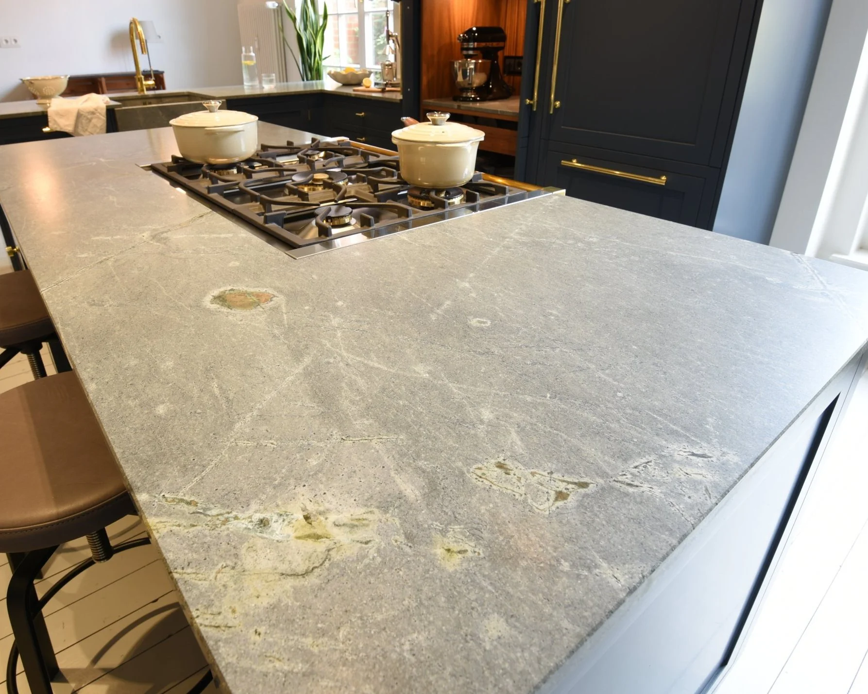 Kücheninsel Showroom Atlantis Naturstein