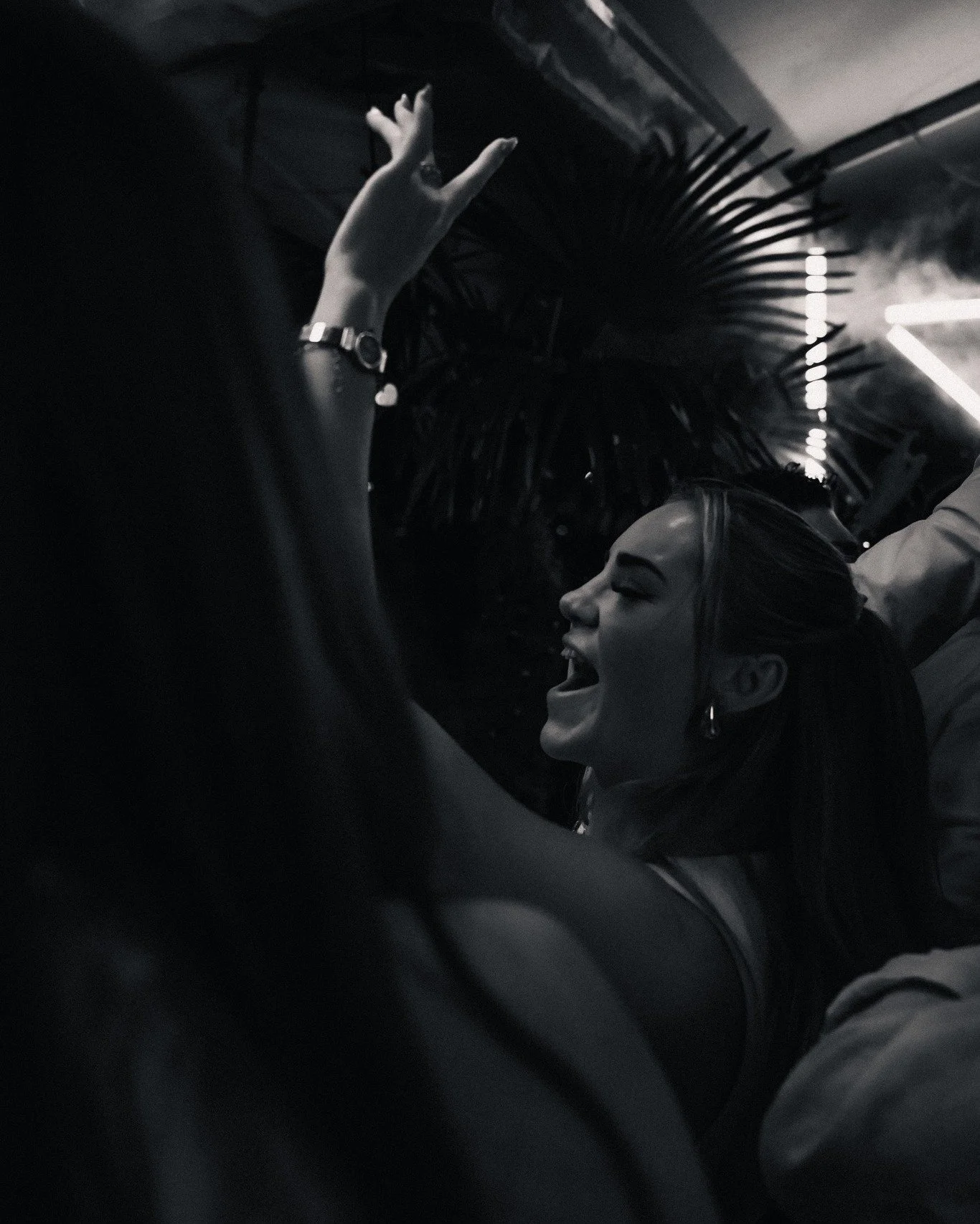 FUNNY WEDNESDAY TMR 🔥
🥃 Shots 20&ndash;23 Uhr: Buy 1 &ndash; Get 2
🍹 Cocktails 20&ndash;23 Uhr: Mix it up!
🍾 Bottles: All Night Long, Baby

#watzmann #watzmannsalzburg #bottlespecials #bottles #drinks #party #club