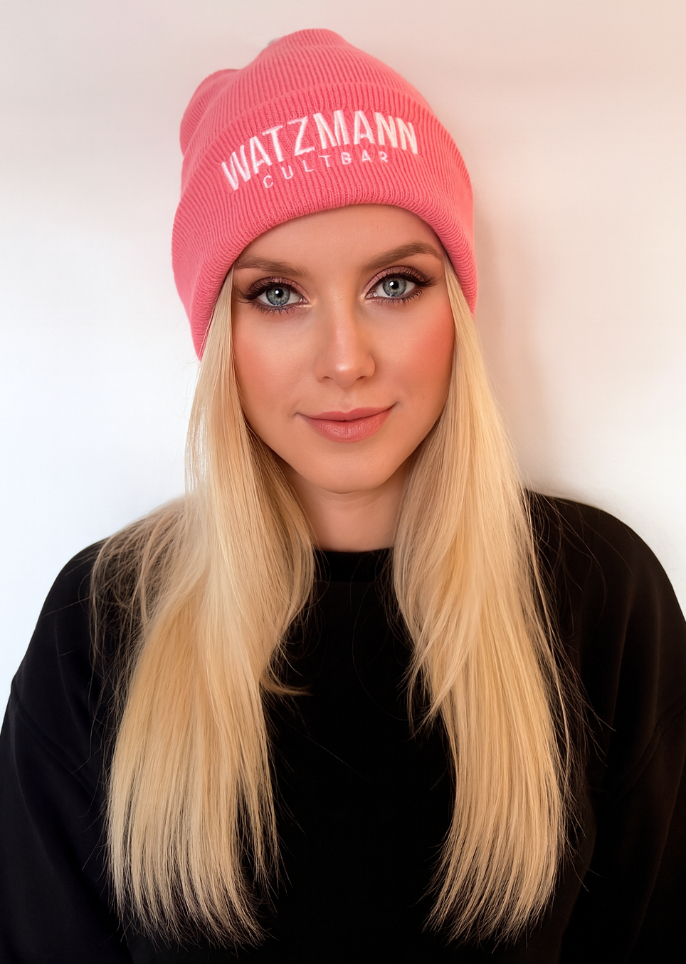 BEANIE_PINK_gr1png.png