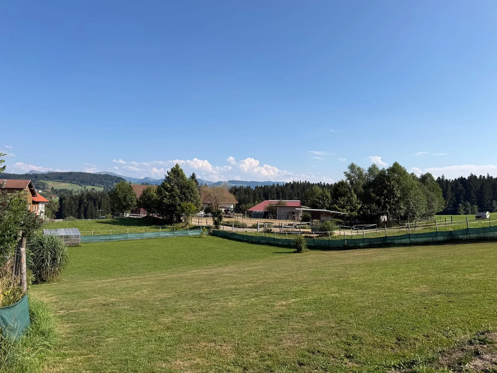 F 3  Garten-Pferdekoppel.jpg