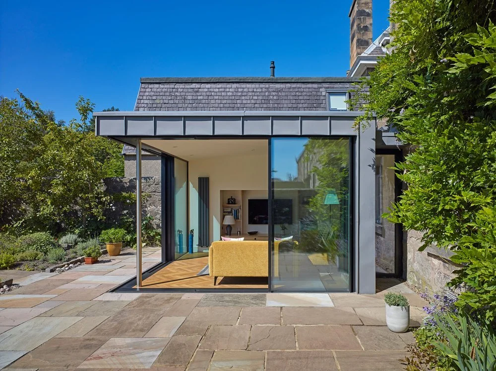 125Architects | Dundee | Corner Sliding Door Extension Stirling