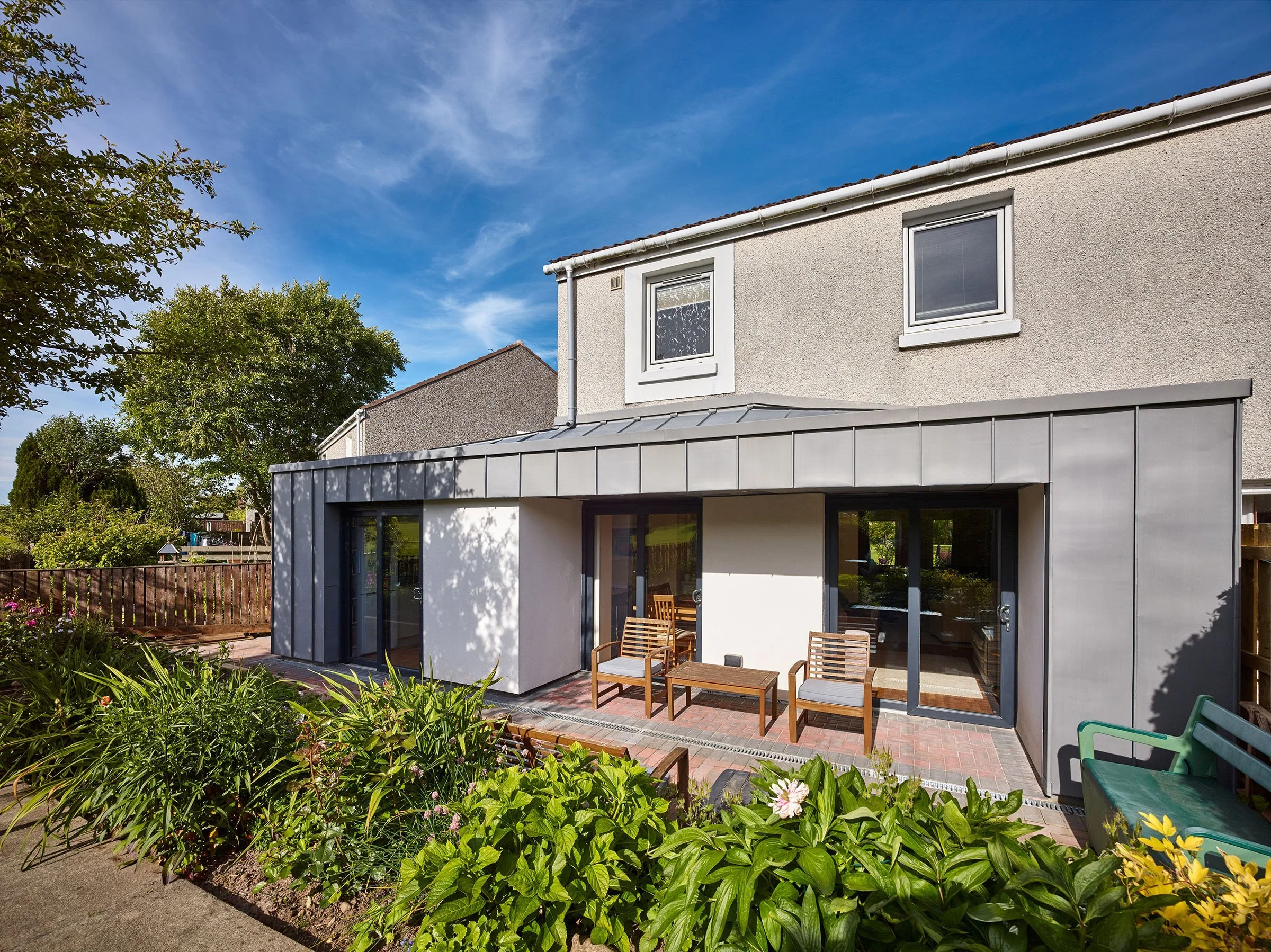 Zinc, render glass extension