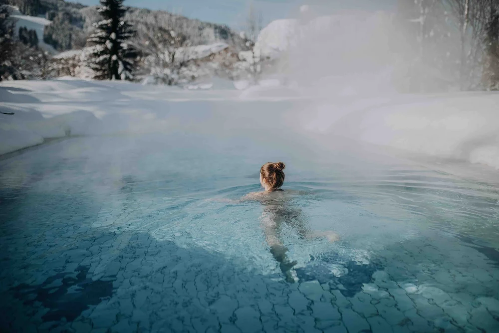 Gut Weissenhof_Winter_Pool.jpeg