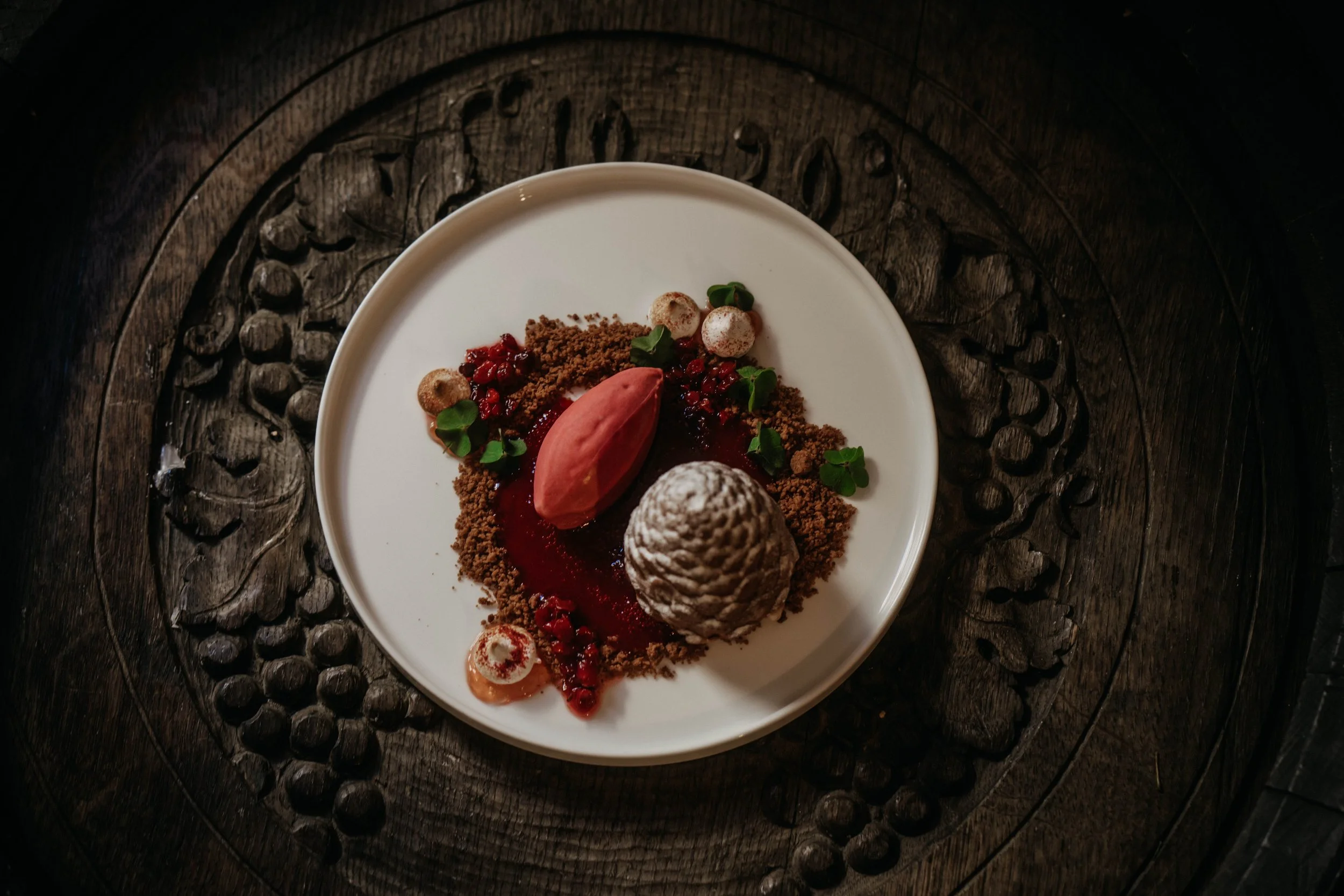 K1326 Zirbenzapfen.jpg