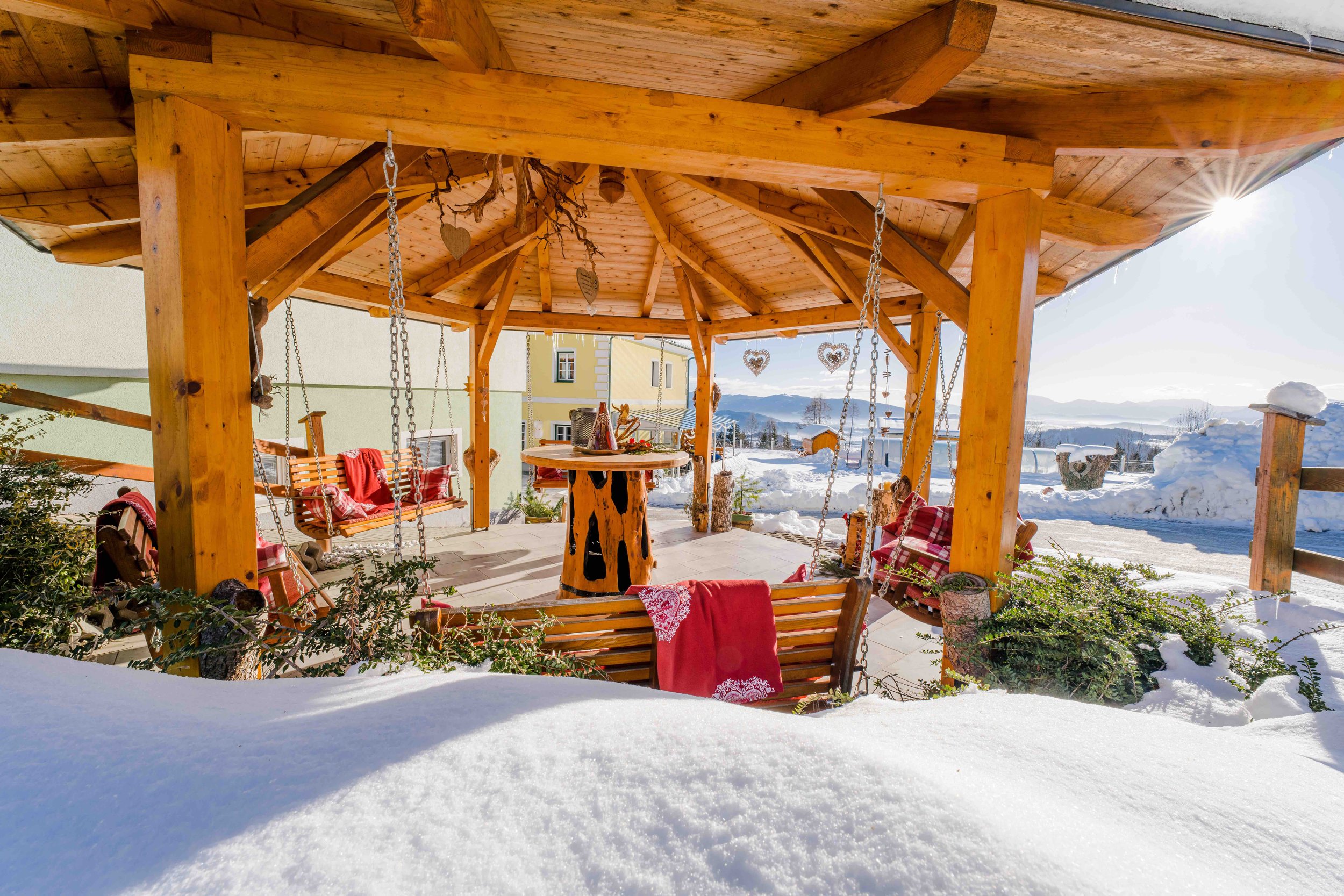 Hochleben Chalets am Steinerhof in Kärnten (9).jpeg