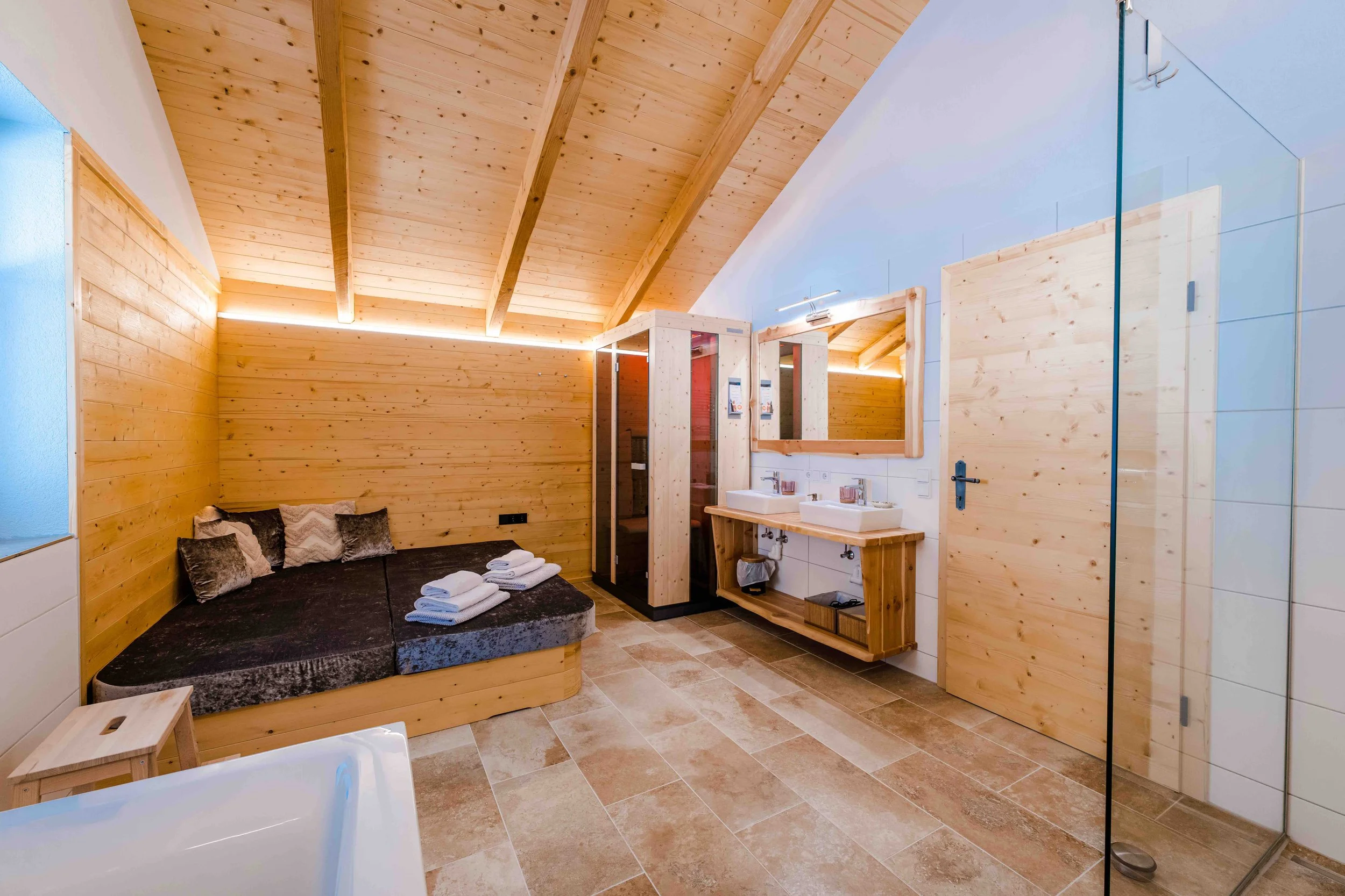 Hochleben Chalets am Steinerhof in Kärnten (15).jpeg