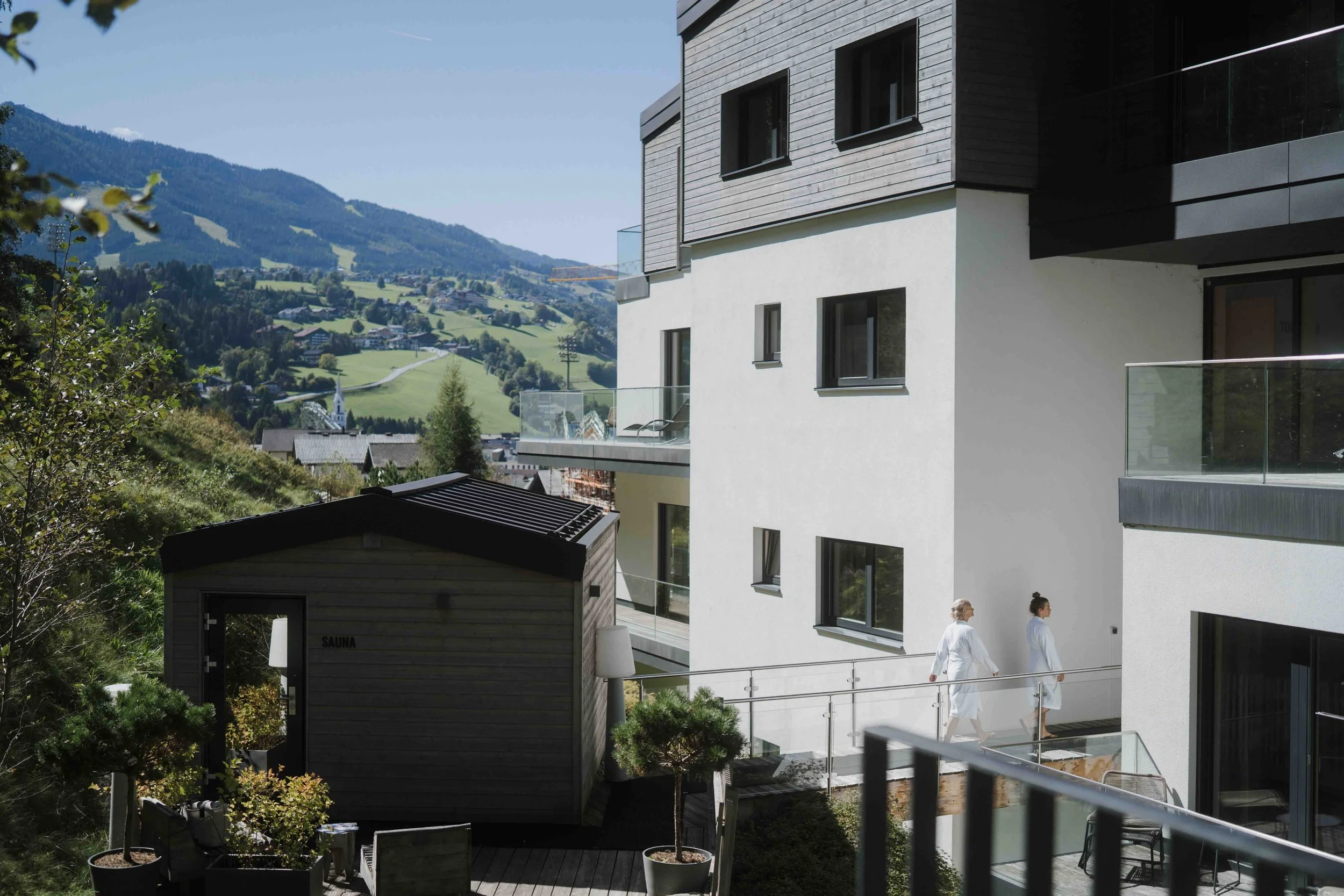 Boutique Aparthotel CHALETS COBURG