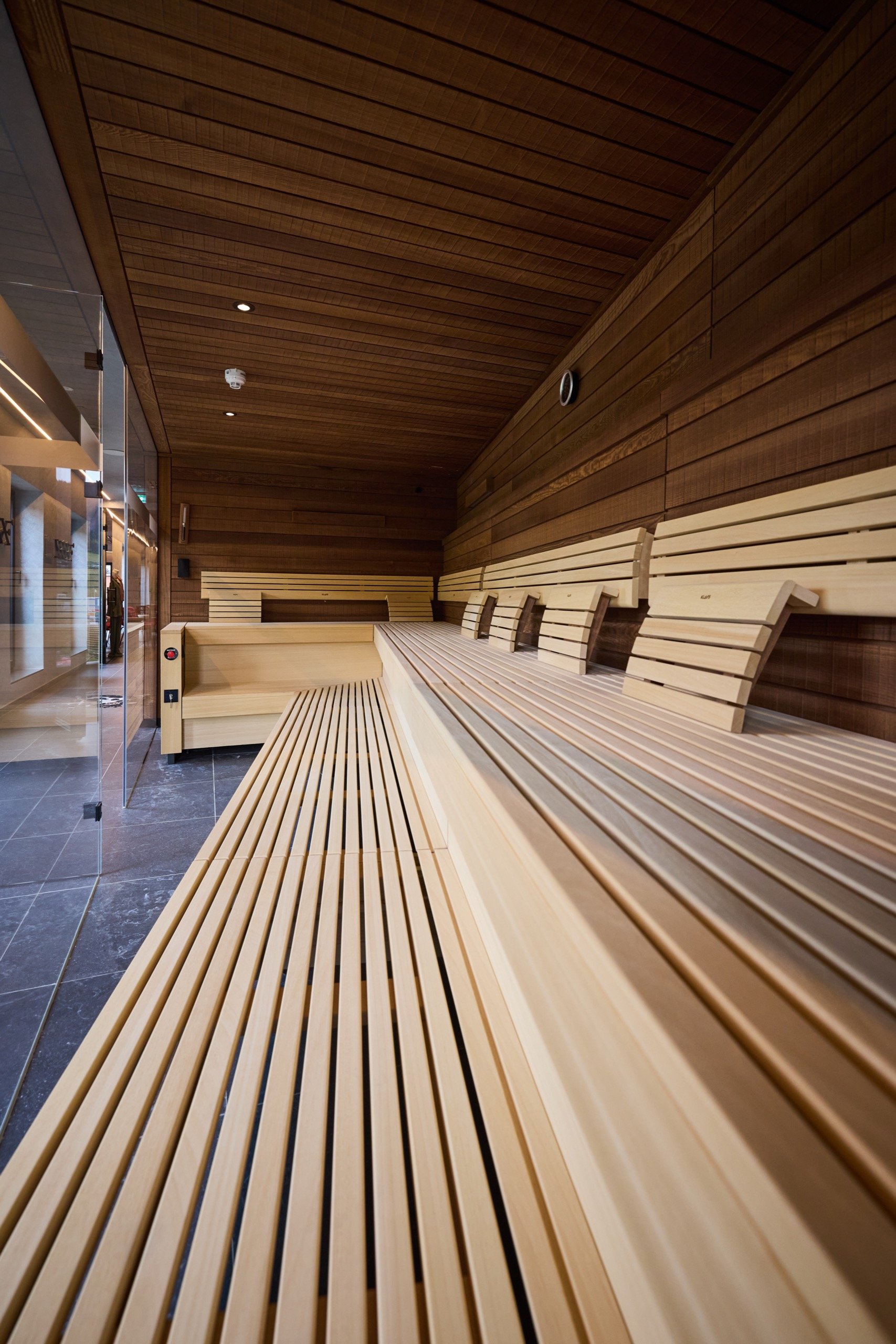 hotel-noa-schladming-sauna-19.jpg