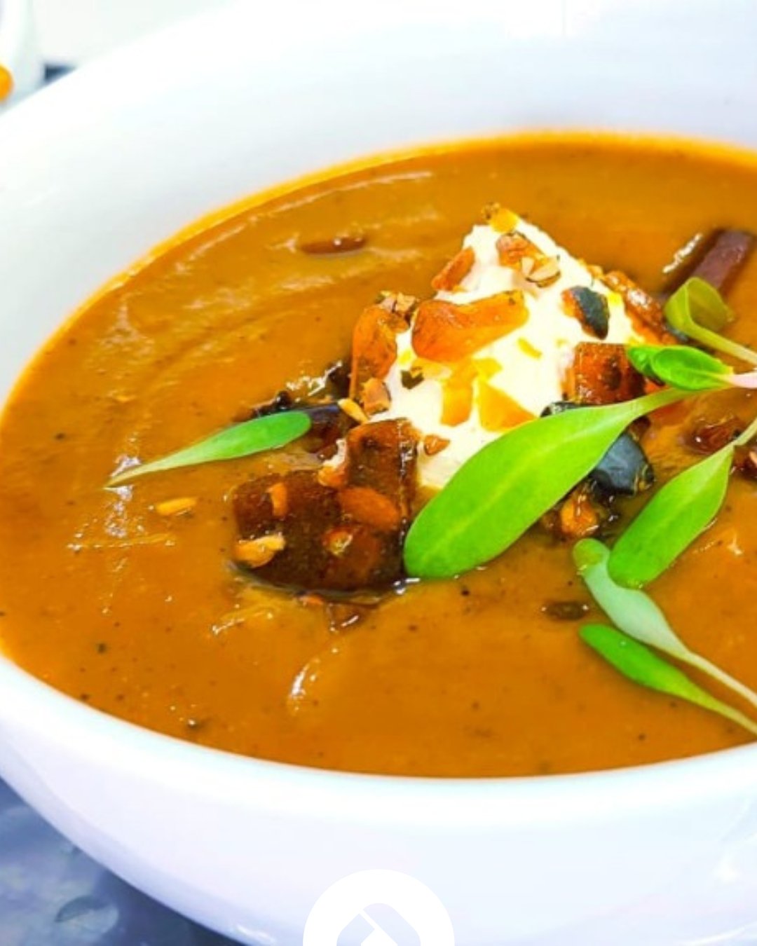 PSA: Our food is now officially blanket-approved.

Best enjoyed with a beanie, a fire, and absolutely no regrets.

#HibernationMode #OnsideWinterWarmers #TuckIn