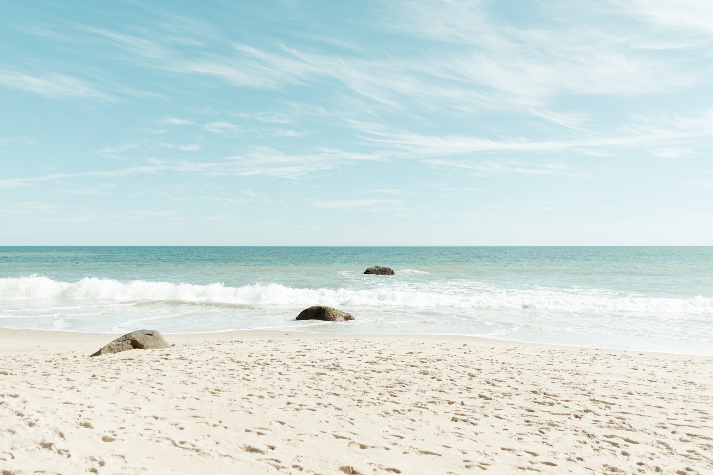 Horizontal Lucy Vincent Beach.jpg
