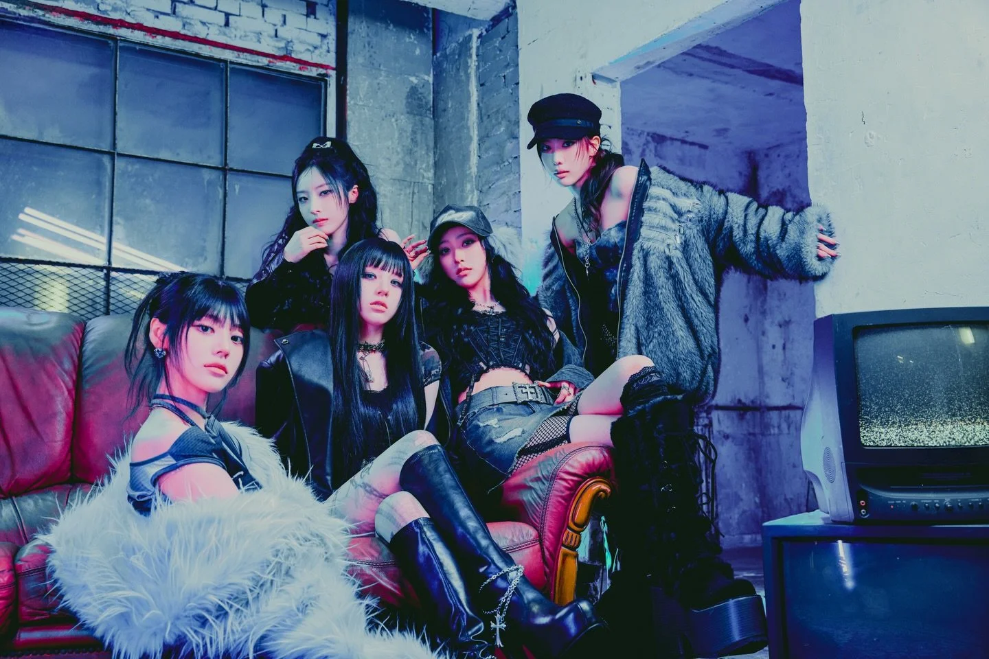 &ldquo;Grand Club Icarus is a club where we all gather together to heal our wounds.&rdquo; K-pop group ARTMS (@official_artms) talk Club Icarus, the new tour, and what their solo music lets them explore on their own. Tap the link in bio for the full 